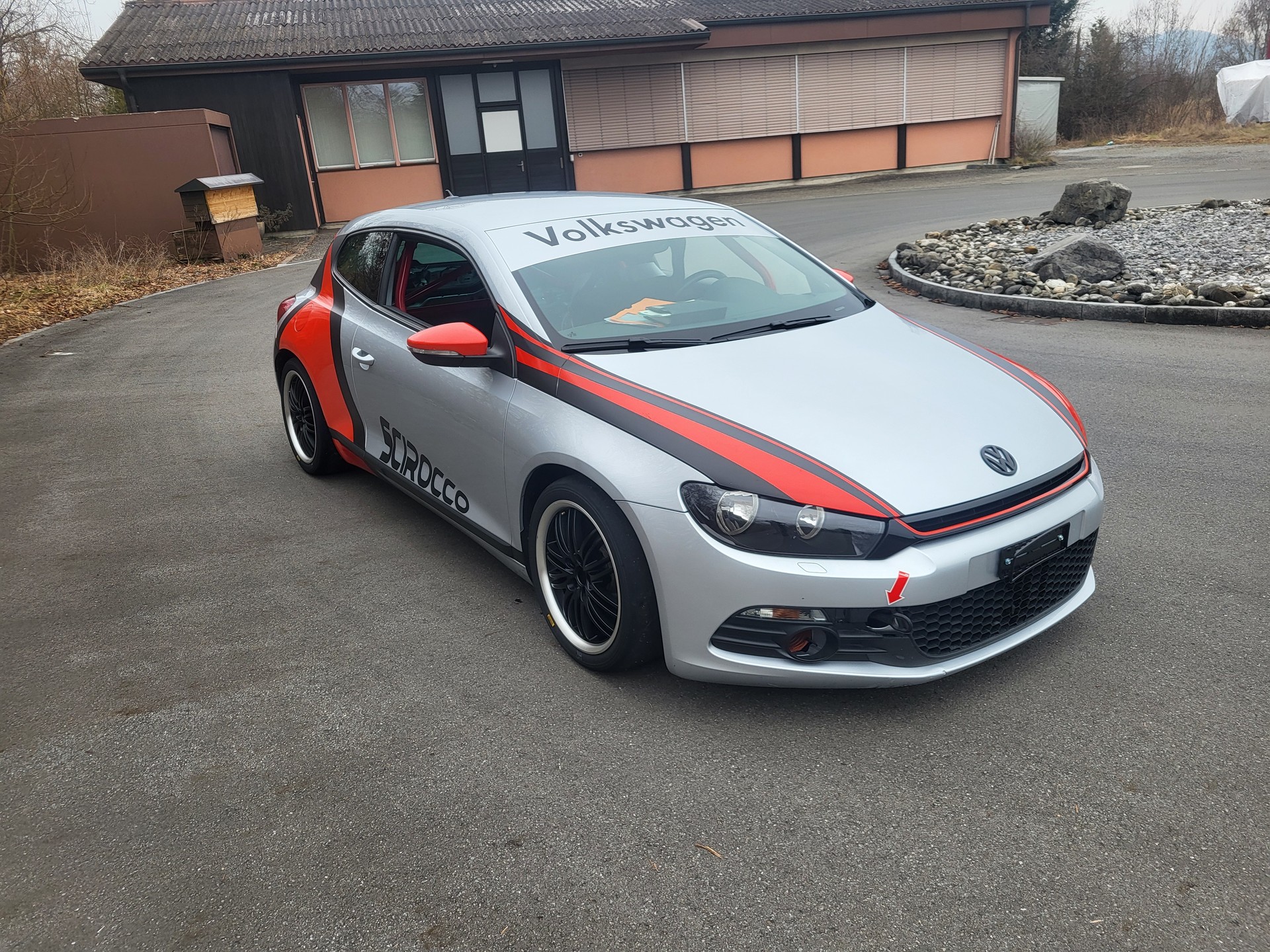 VW Scirocco 2.0 TSI-image-1