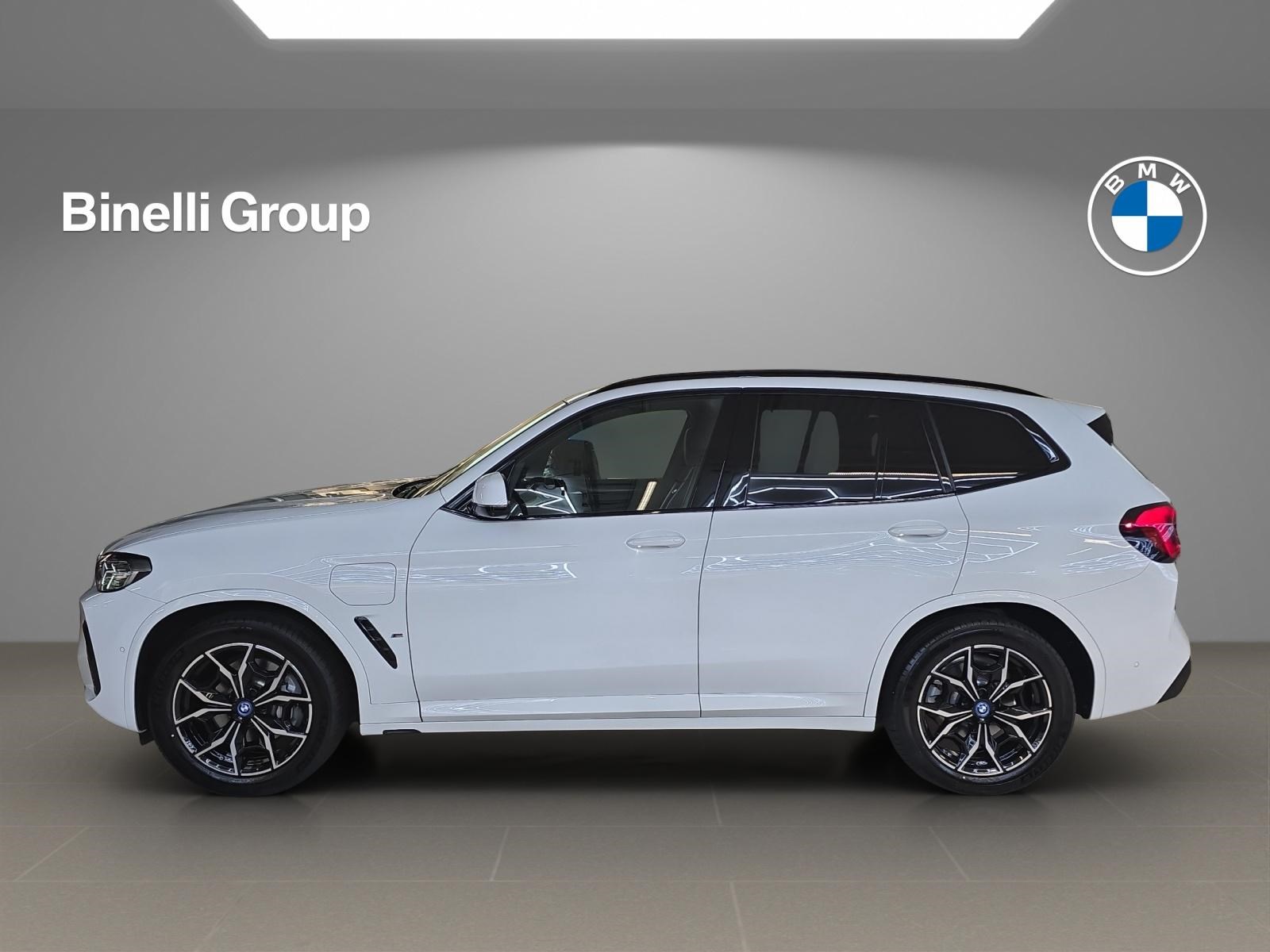 BMW X3 30e xDrive M Sport-showroom-element-1