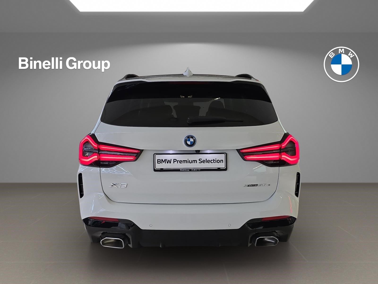BMW X3 30e xDrive M Sport-showroom-element-3