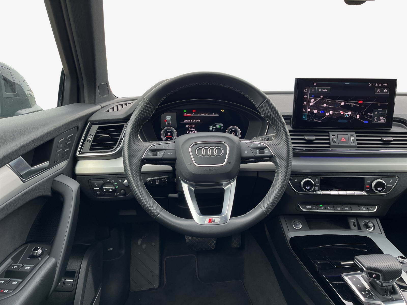 AUDI Q5 Sportback 55 TFSI e PHEV S line quattro-image-9