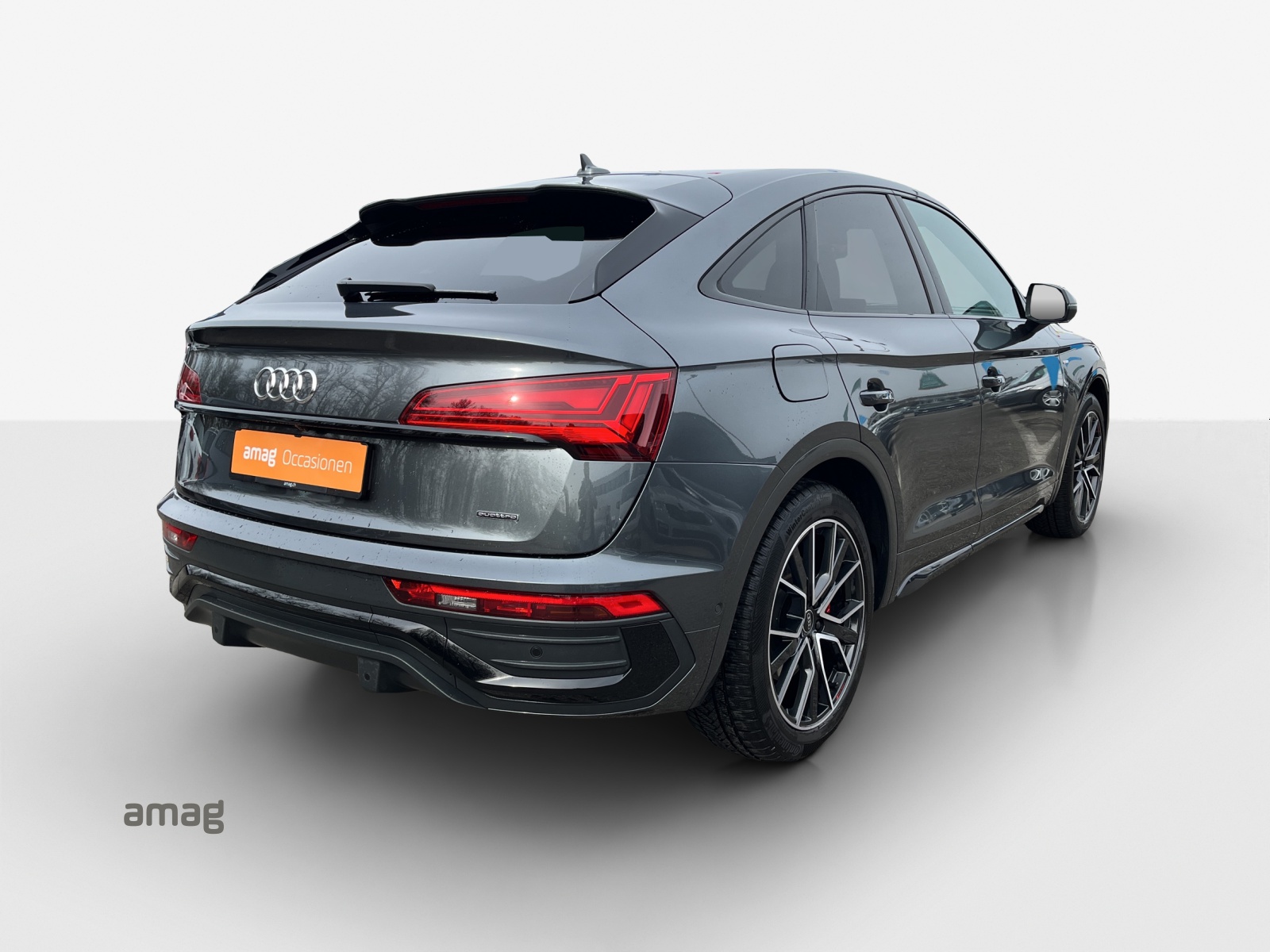 AUDI Q5 Sportback 55 TFSI e PHEV S line quattro-image-4