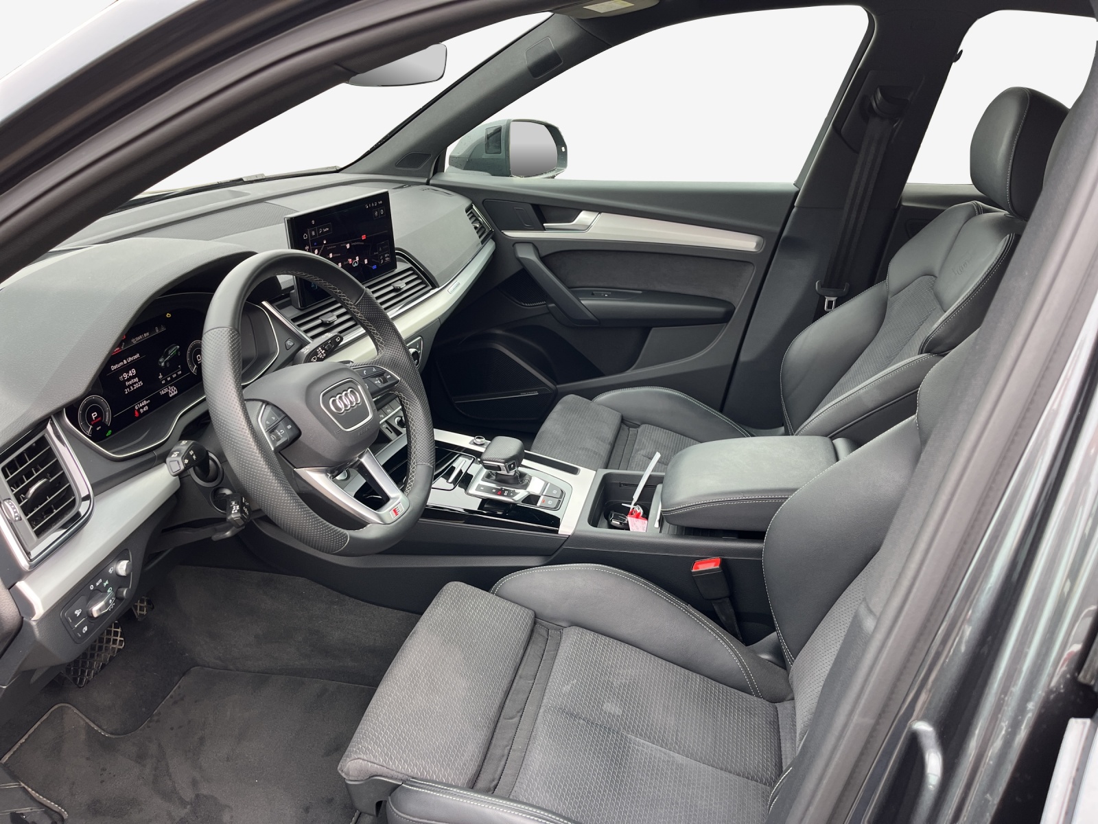 AUDI Q5 Sportback 55 TFSI e PHEV S line quattro-image-7