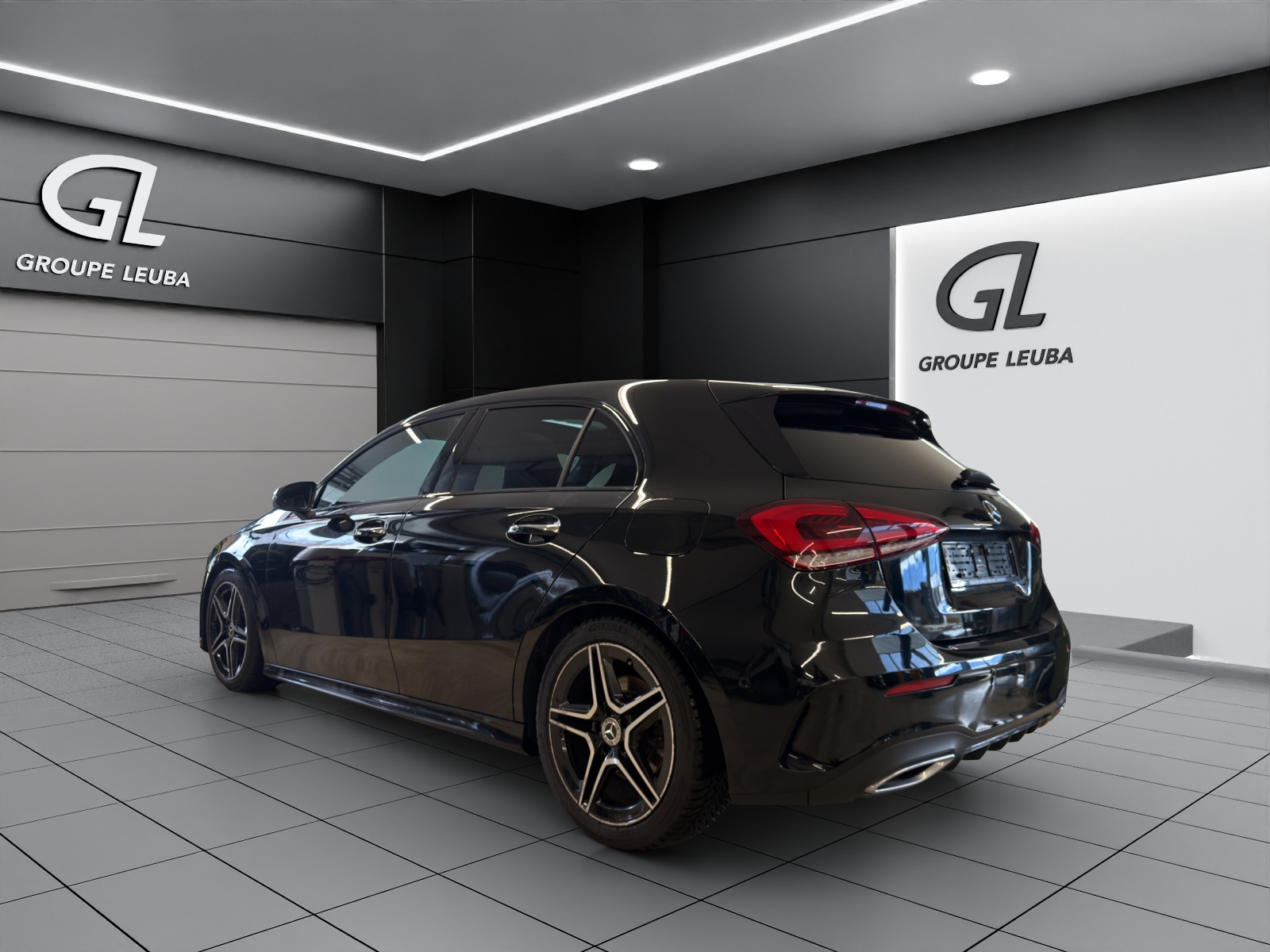 Image MERCEDES-BENZ A-220 A 220 AMG Line 4Matic