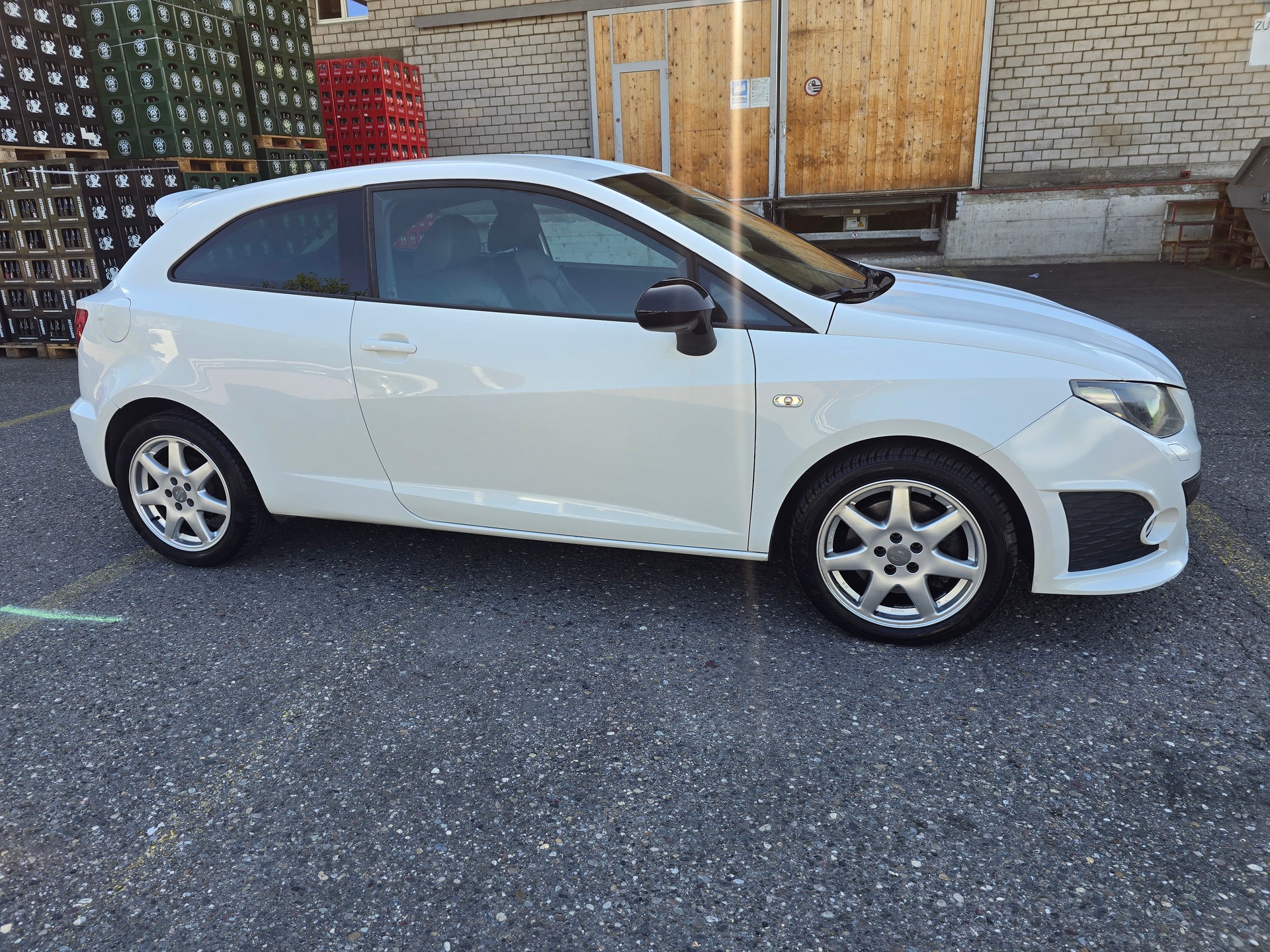 SEAT Ibiza SC 1.4 TSI Cupra DSG-image-6