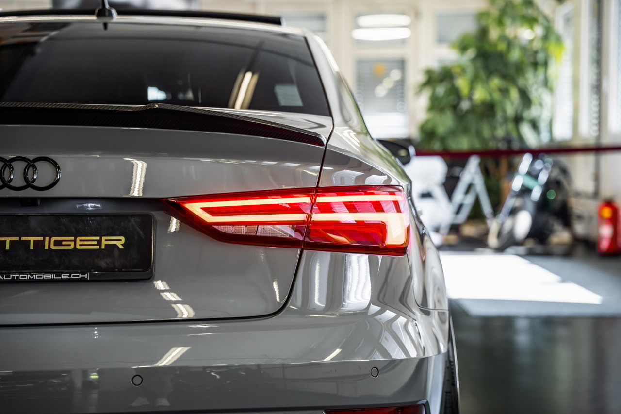 AUDI RS3 APR Limousine 2.5 TSI quattro S-tronic-image-9