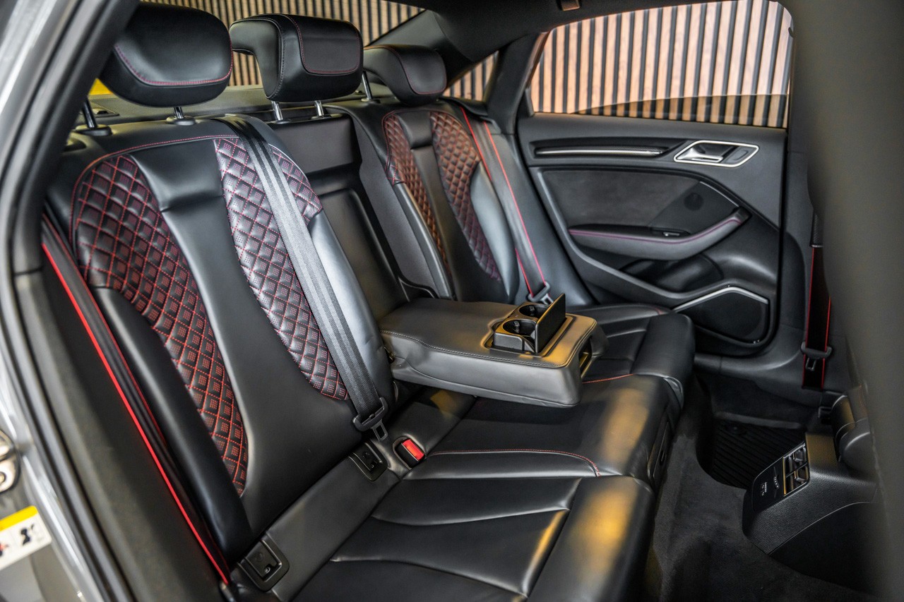 AUDI RS3 APR Limousine 2.5 TSI quattro S-tronic-image-19