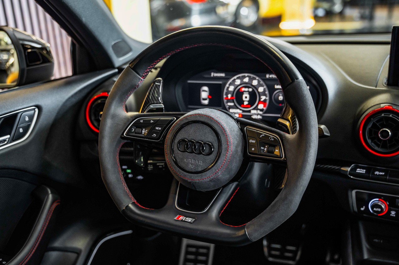 AUDI RS3 APR Limousine 2.5 TSI quattro S-tronic-image-29