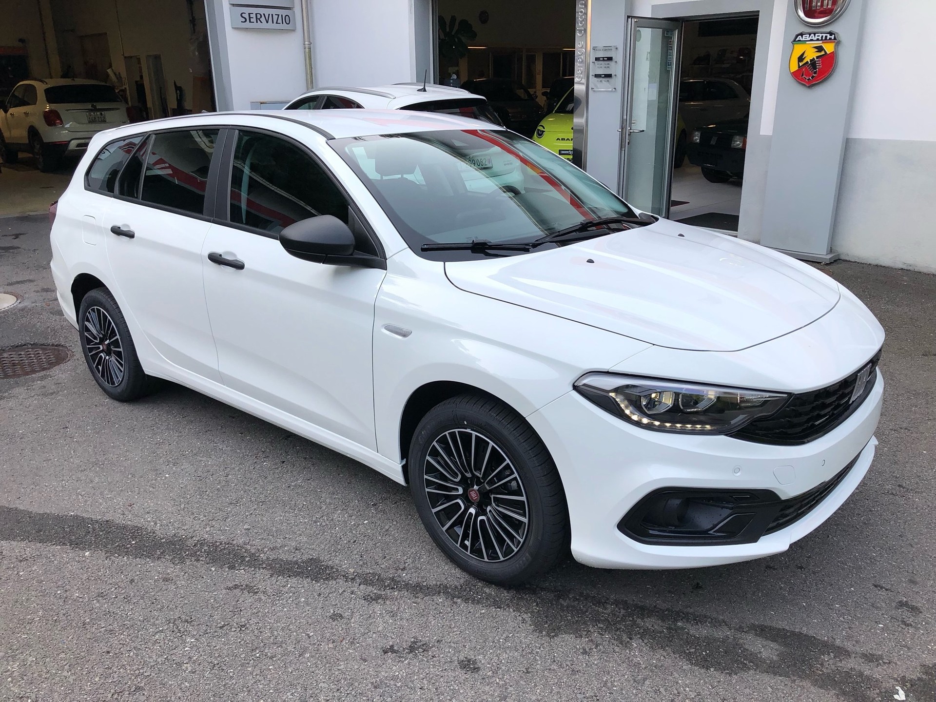 FIAT Tipo 1.0 T3 Station Wagon Cult-image-1
