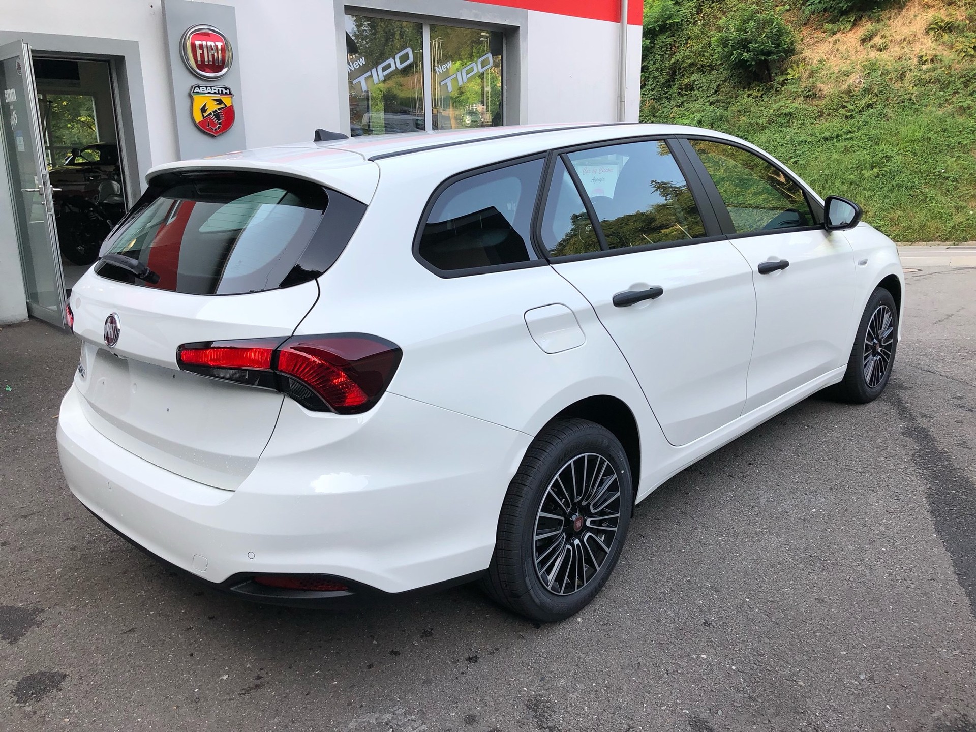 FIAT Tipo 1.0 T3 Station Wagon Cult-image-2