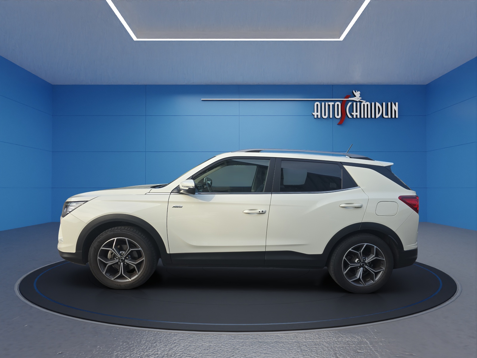 KGM-SsangYong Korando 1.5 T GDI Sapphire 4WD Automat-image-3