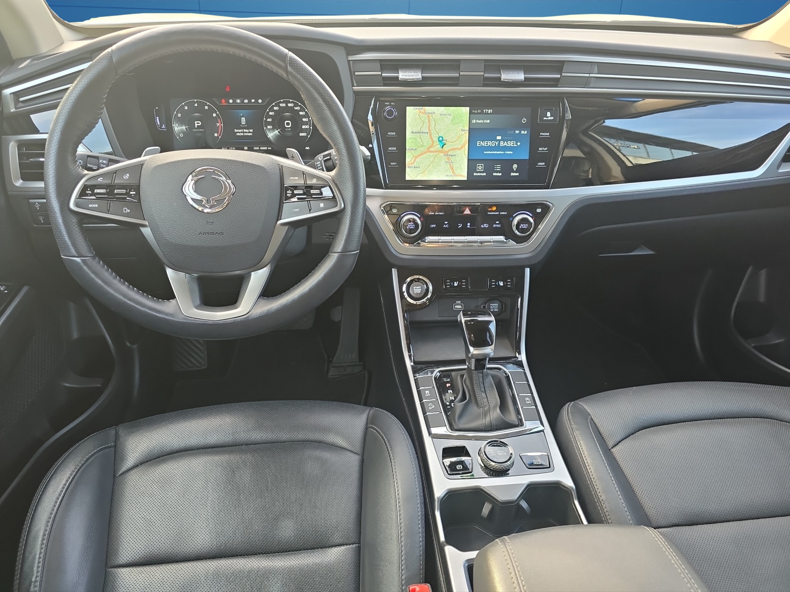 KGM-SsangYong Korando 1.5 T GDI Sapphire 4WD Automat-image-8