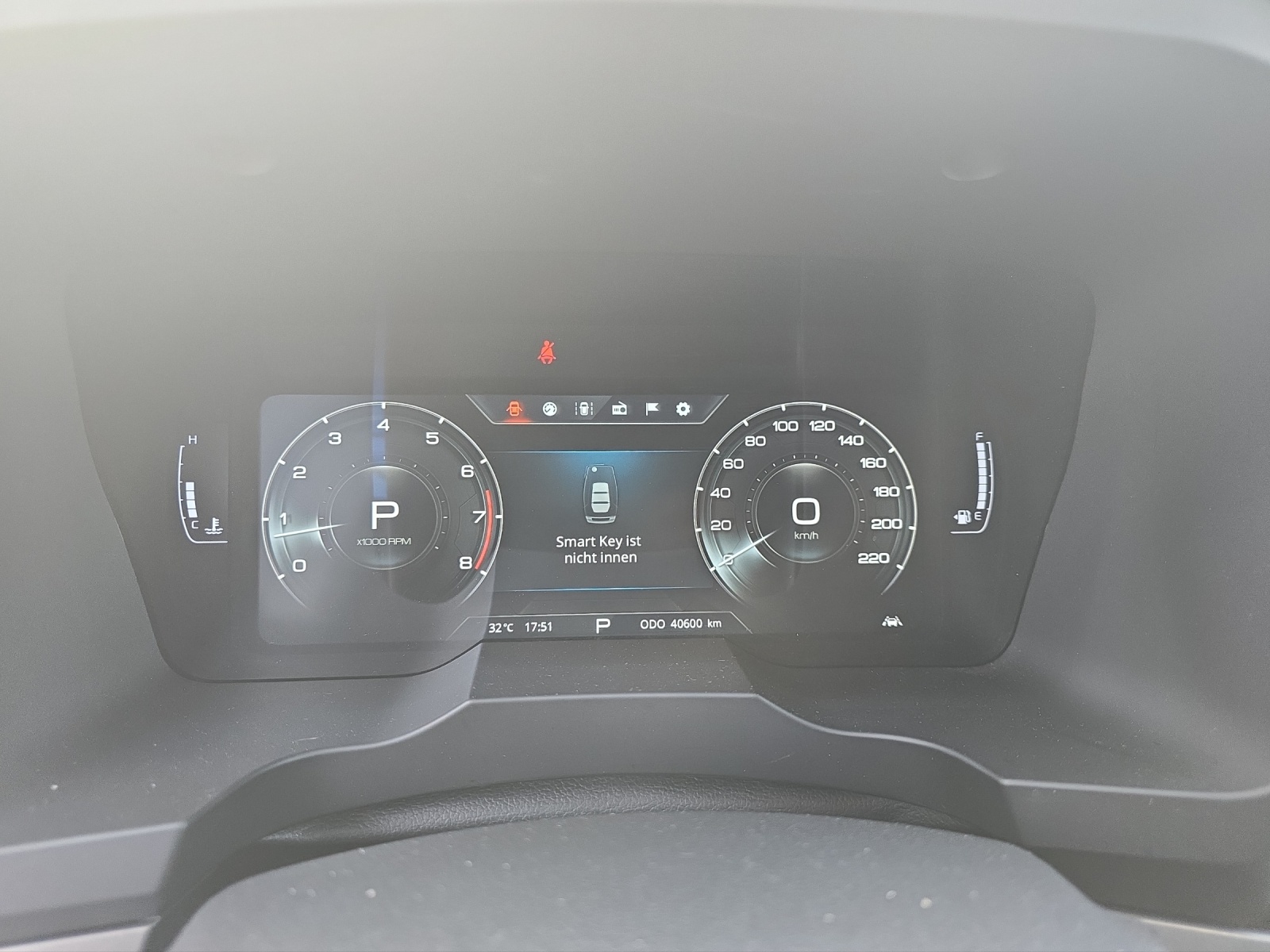 KGM-SsangYong Korando 1.5 T GDI Sapphire 4WD Automat-image-10
