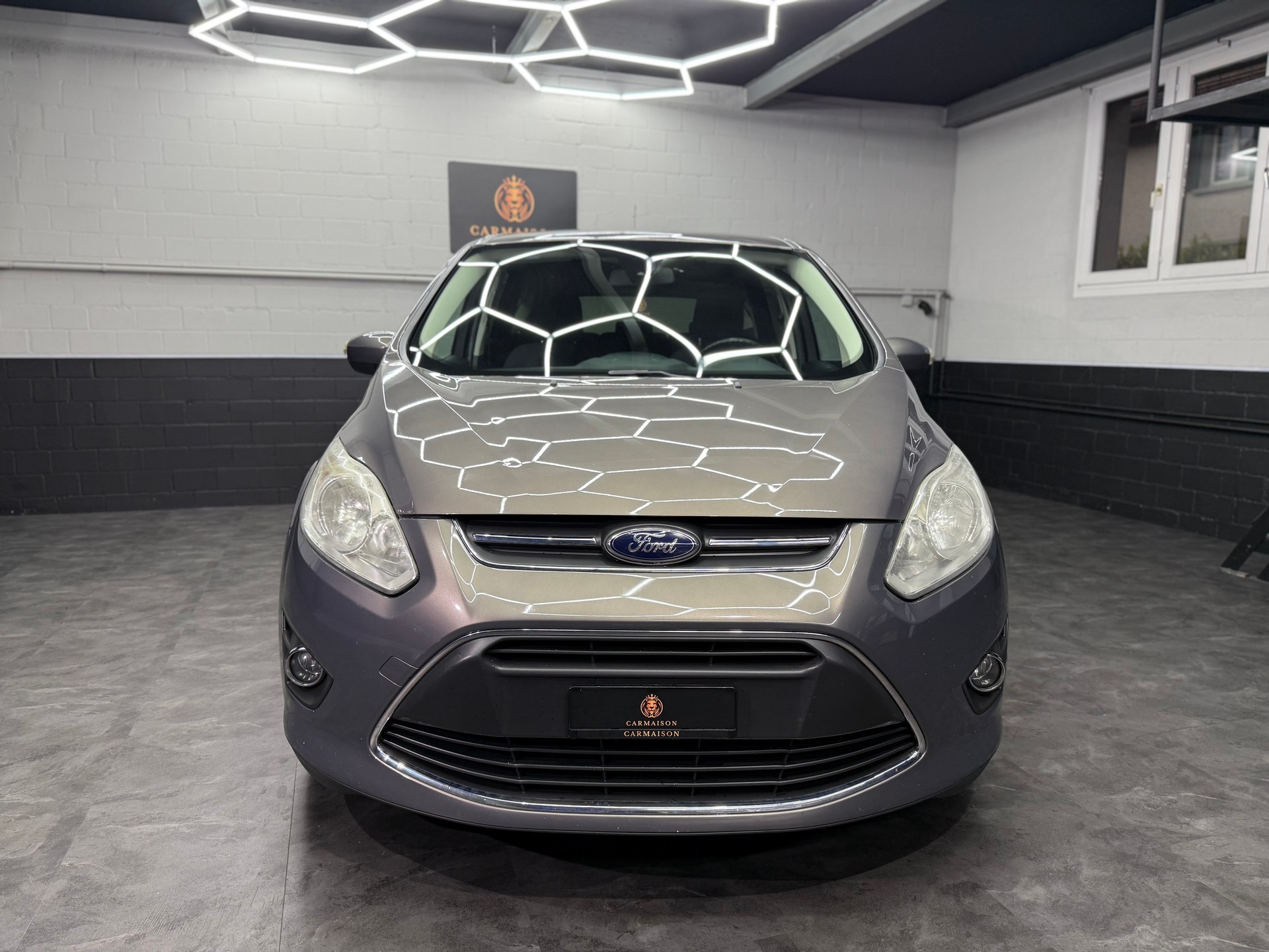 FORD C-Max 1.0 SCTi Carving-showroom-element-1