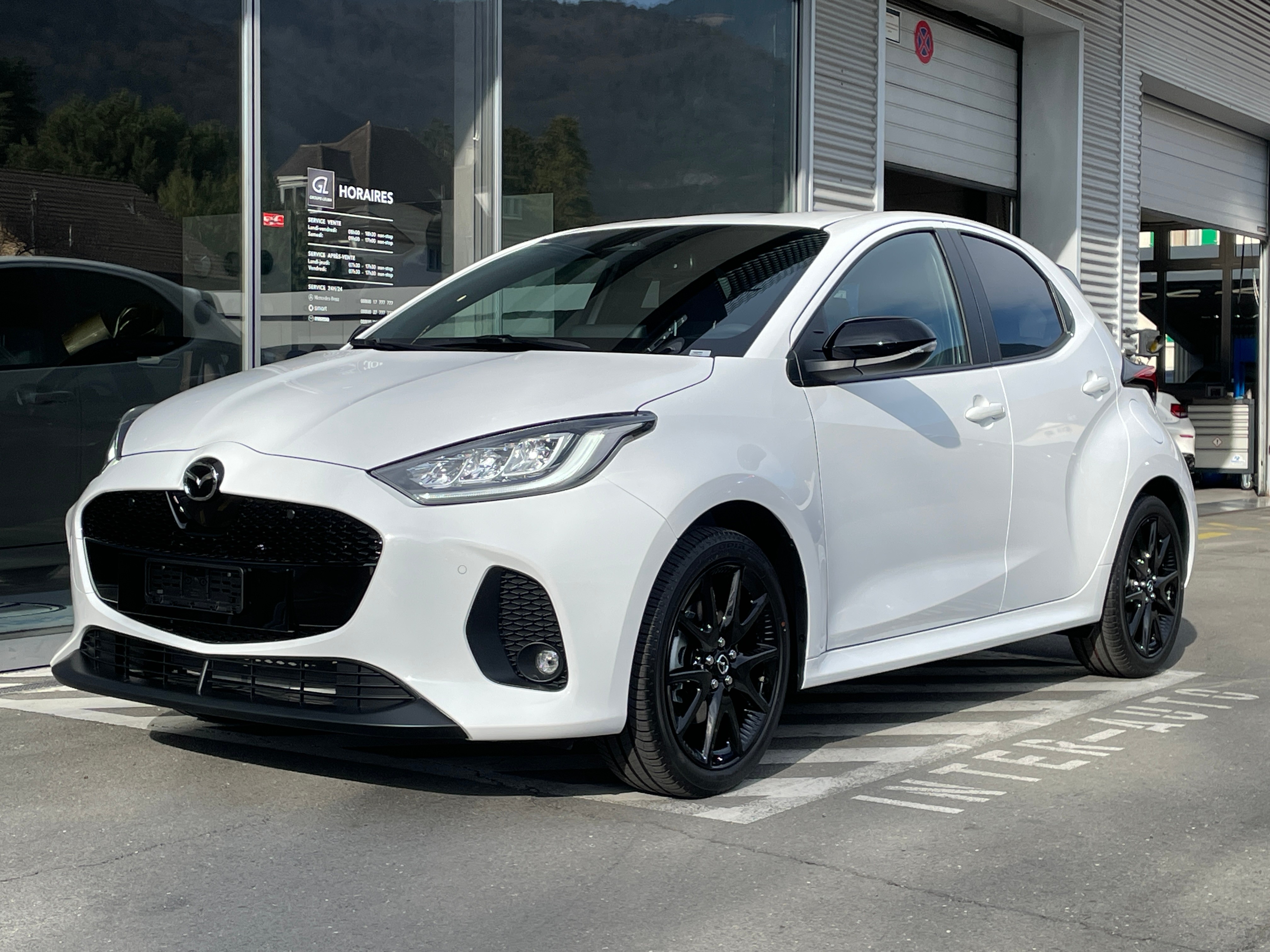 Photo MAZDA 2 2 Hybrid Homura