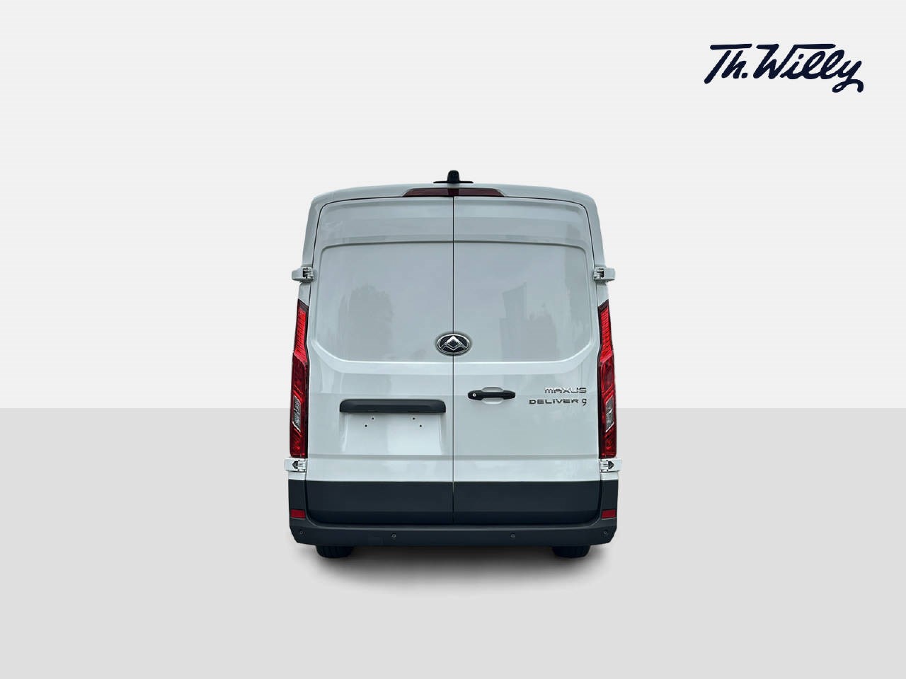 MAXUS Deliver 9 Kaw. L3H2 2.0 TD Base-showroom-element-3