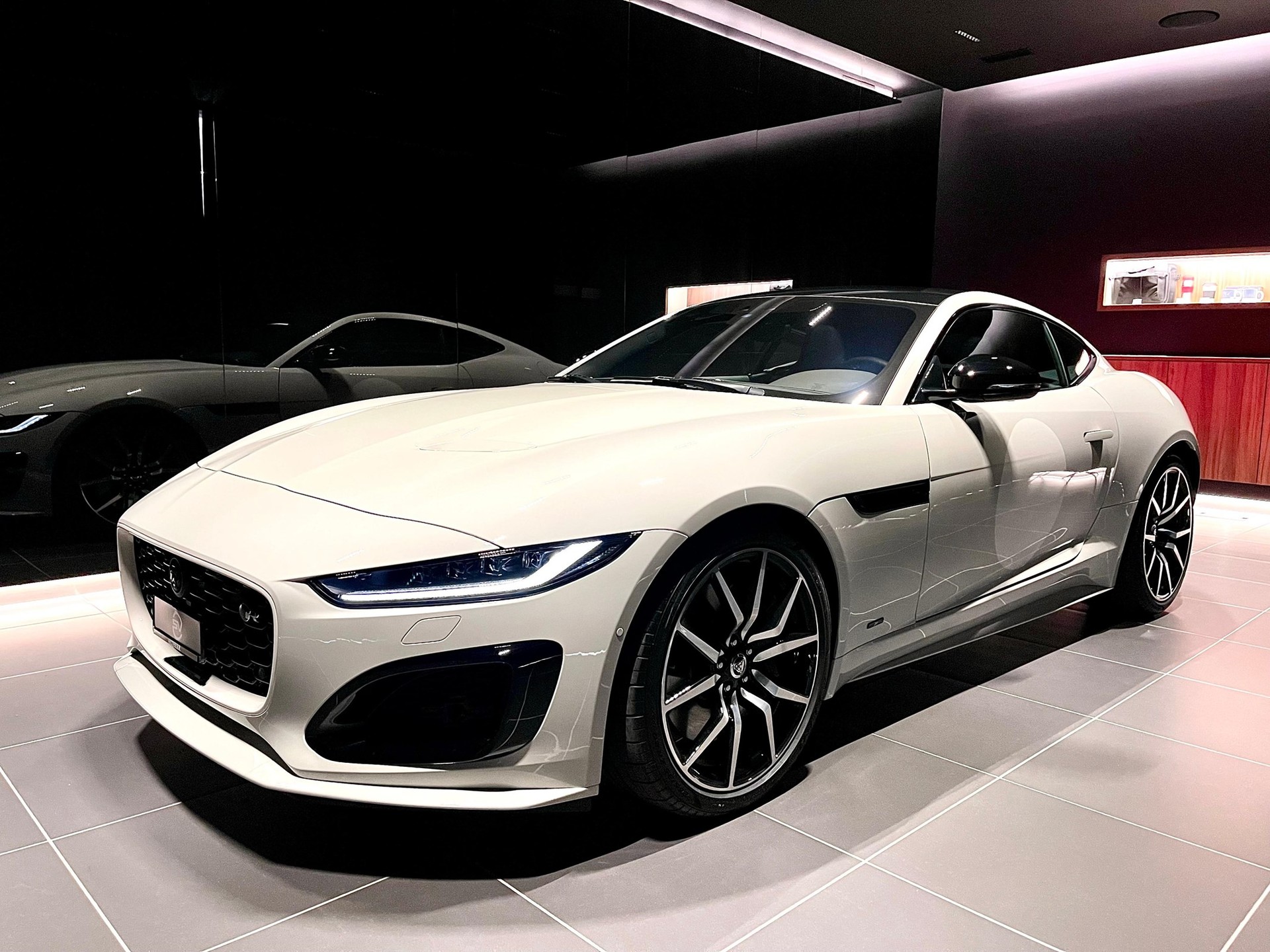 JAGUAR F-Type Coupé 5.0 V8 ZP Edition AWD // 1 of 150