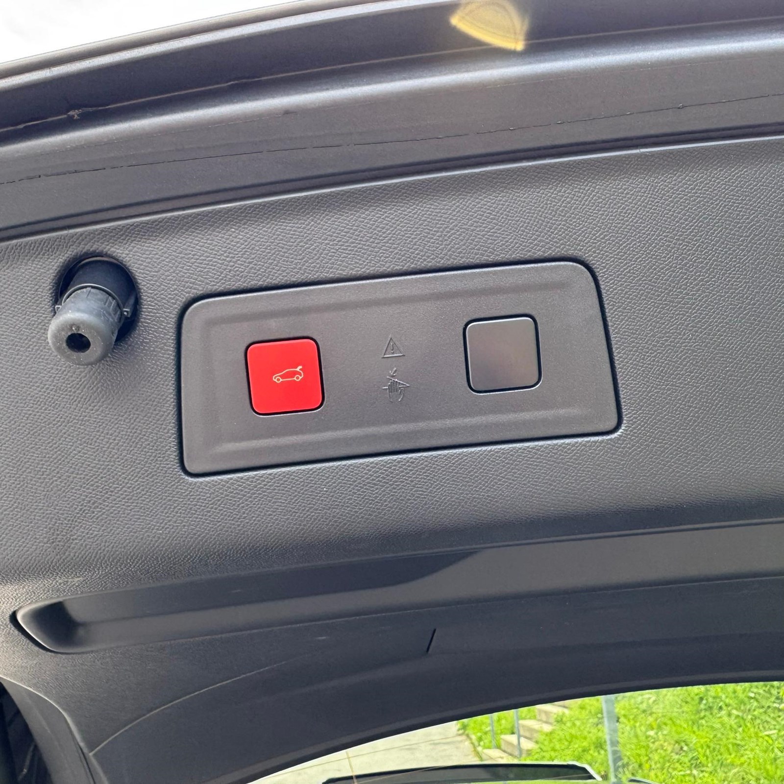 PEUGEOT 508 SW 1.6 Plug-in Hybrid4 PSE-image-13