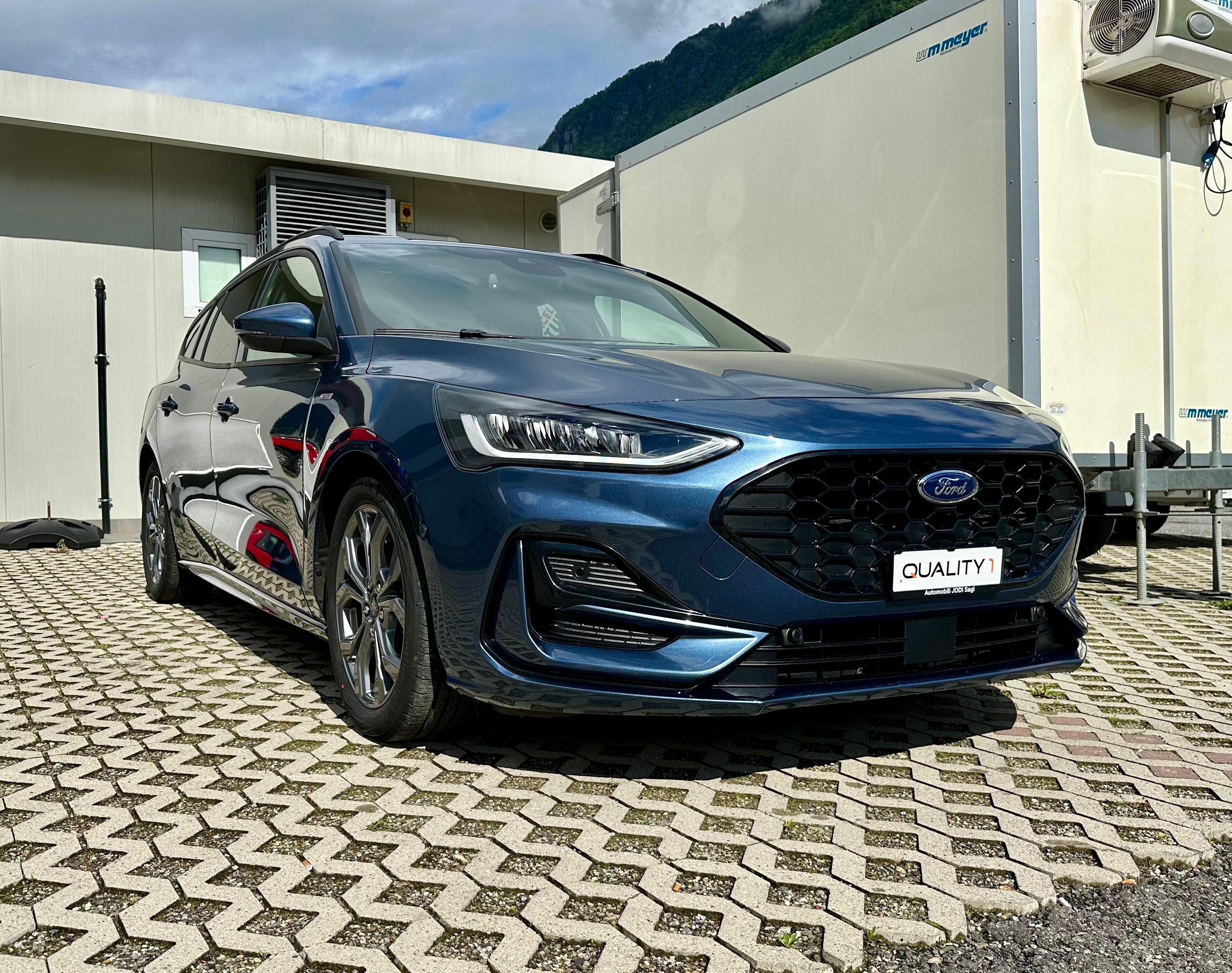 FORD Focus Station Wagon 1.0i (Kombi)
