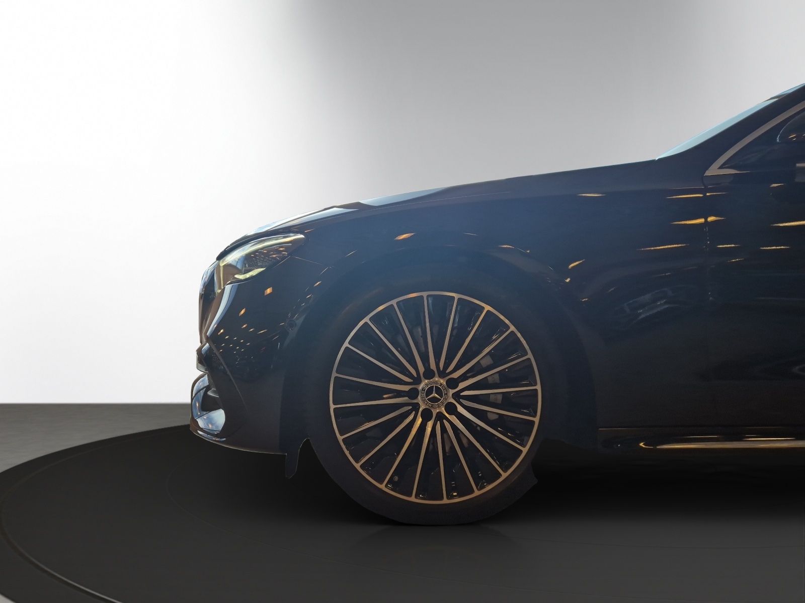 Image MERCEDES-BENZ E-220 E 220 d T 9G-Tronic