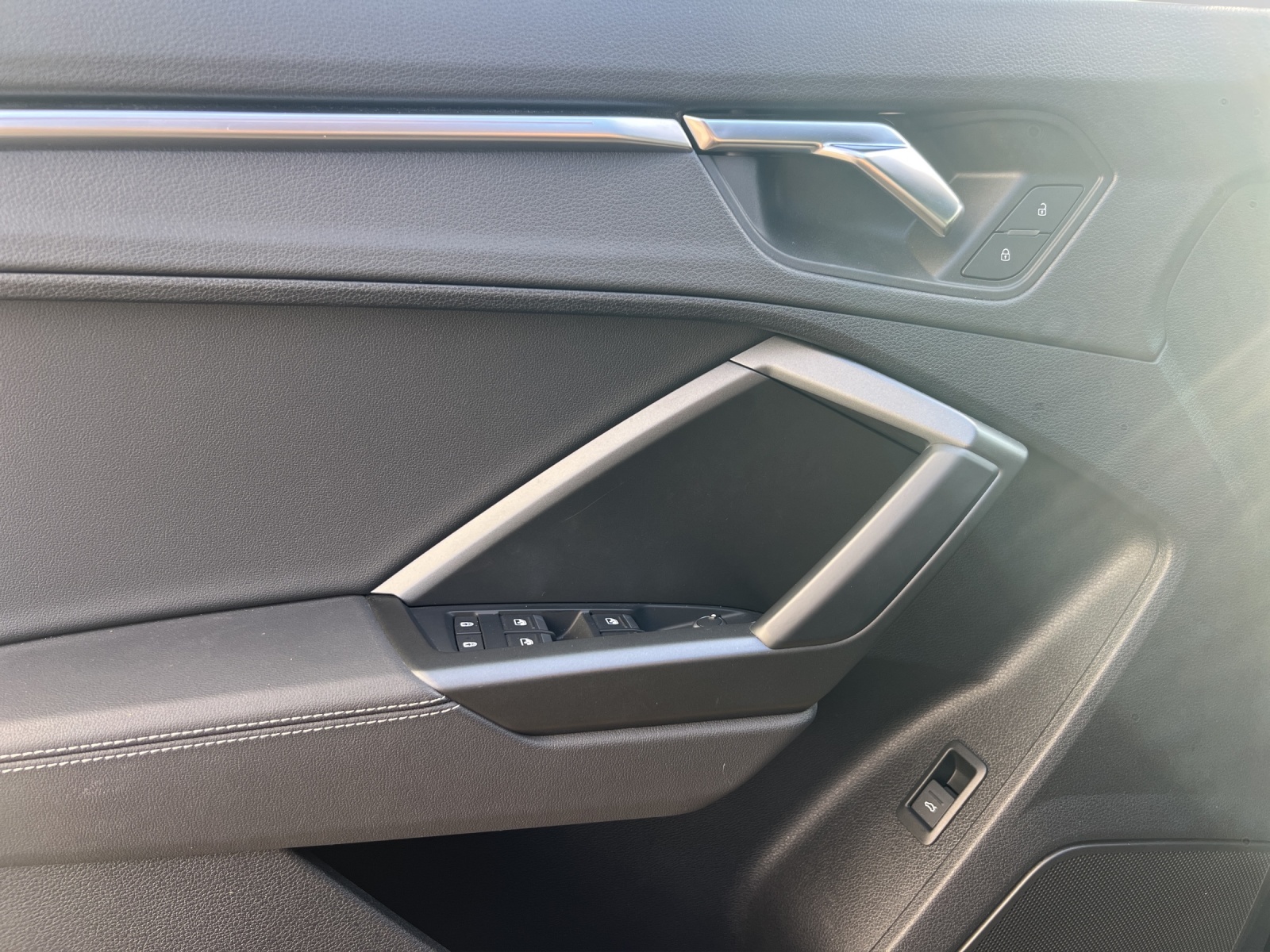 Image AUDI Q3 Q3 35 TFSI S line Attraction S-tronic