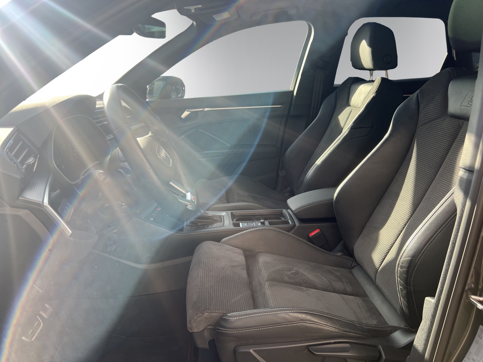 Image AUDI Q3 Q3 35 TFSI S line Attraction S-tronic