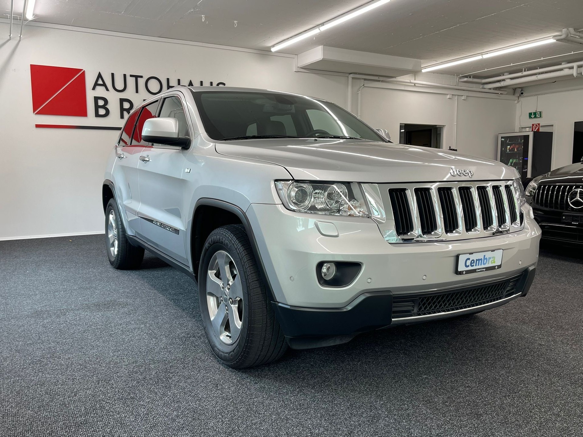 JEEP Grand Cherokee 3.0 CRD Limited Automatic-showroom-element-1