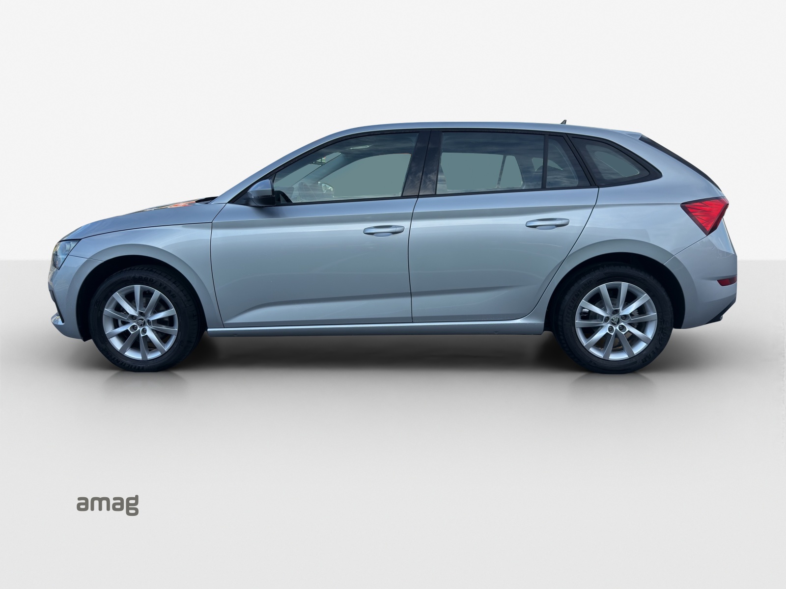 SKODA Scala 1.0 TSI Ambition-showroom-element-1