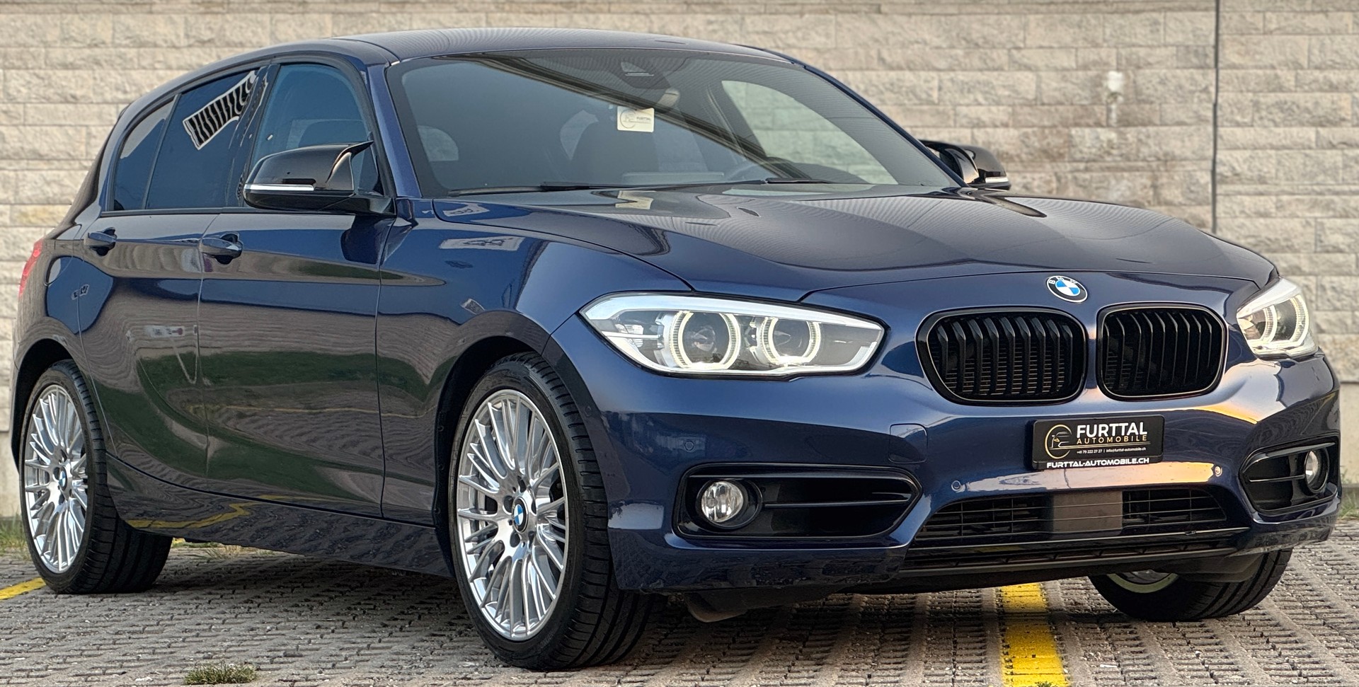 BMW 120d xDrive M Sport Steptronic-showroom-element-2