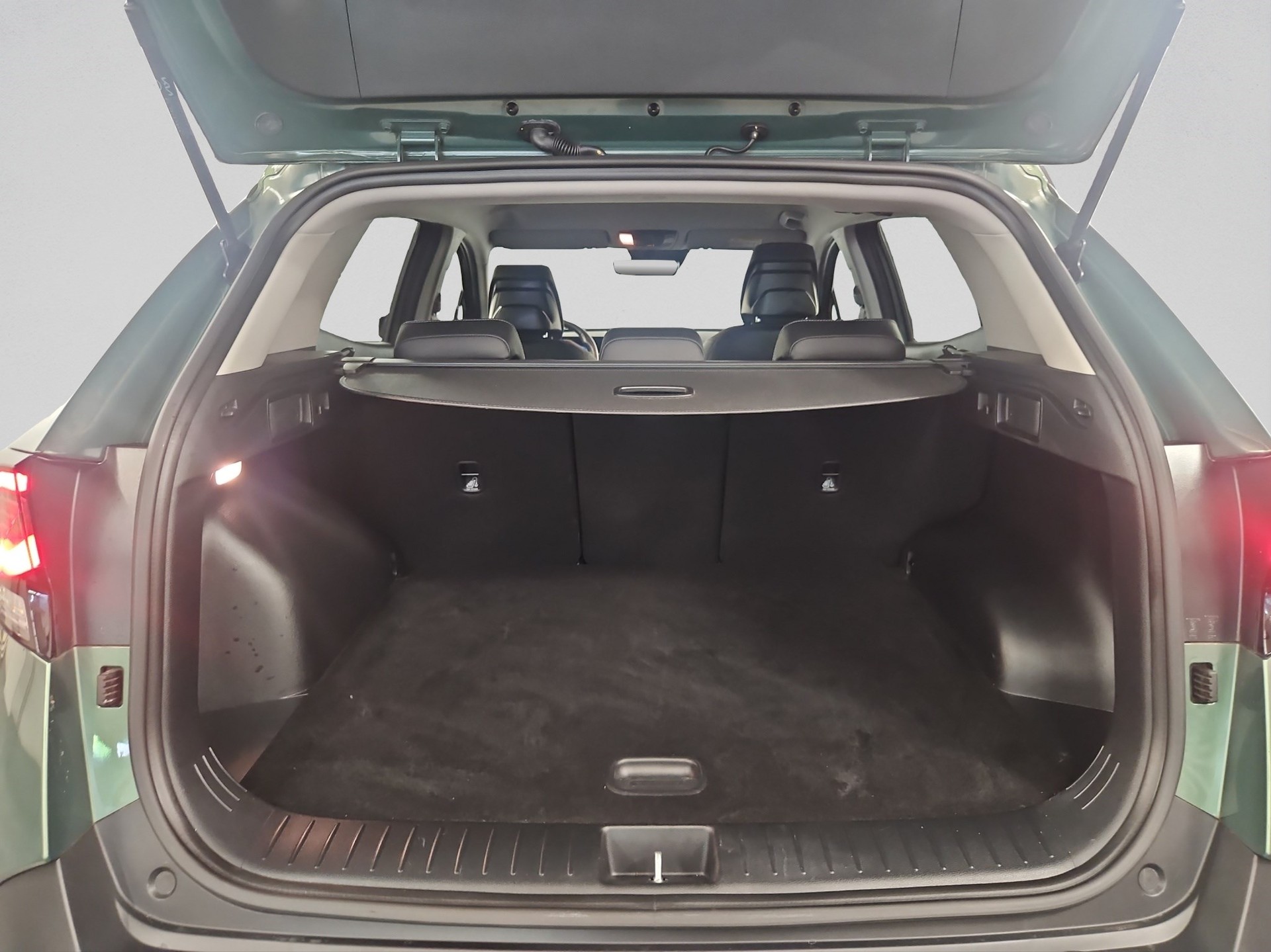 KIA Sportage 1.6T-GDi HEV Style 4x4 A-image-15