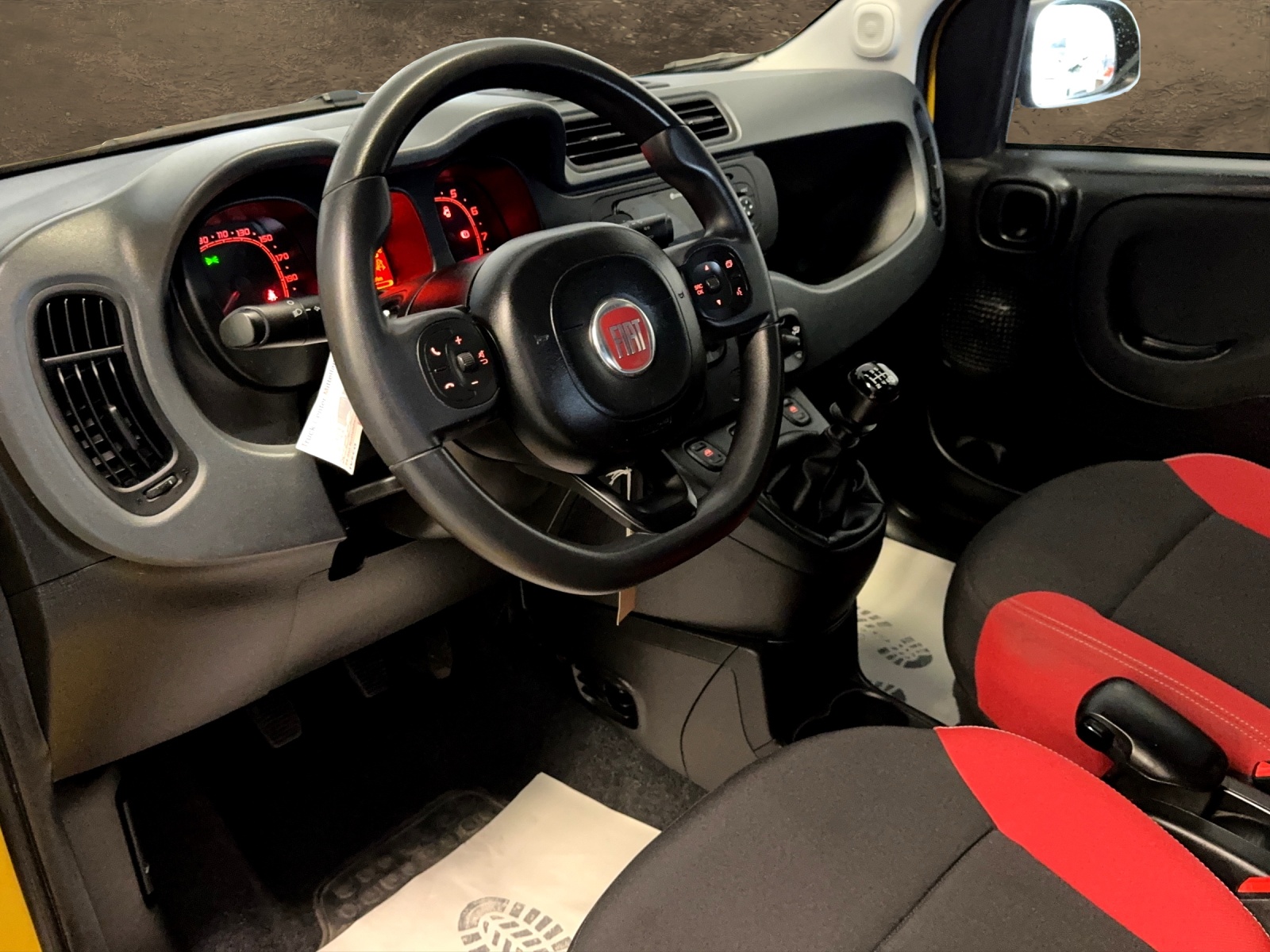 FIAT Panda 1.2 Van-showroom-element-3