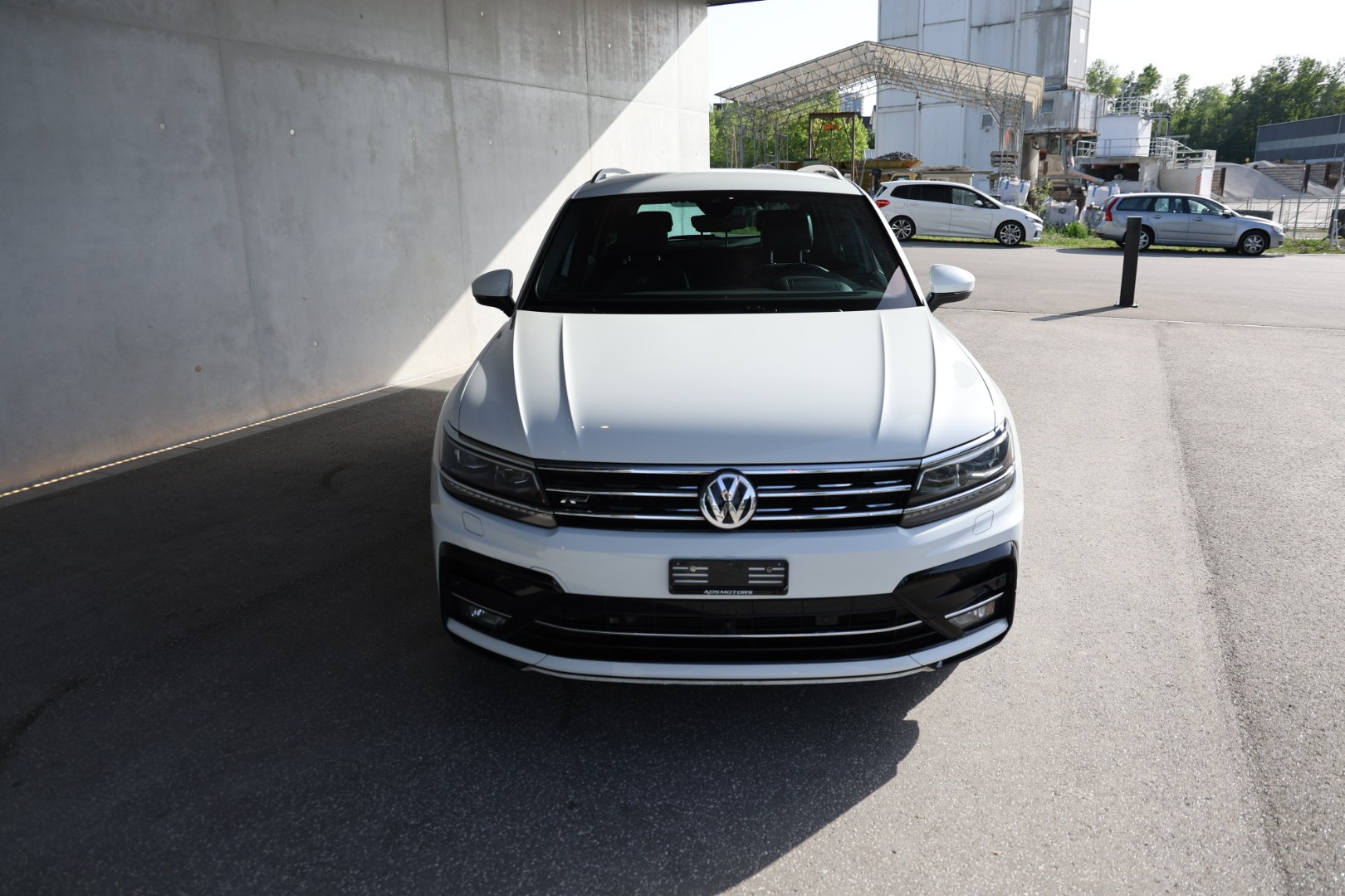 VW Tiguan 2.0 TDI SCR Highline 4Motion DSG-image-1