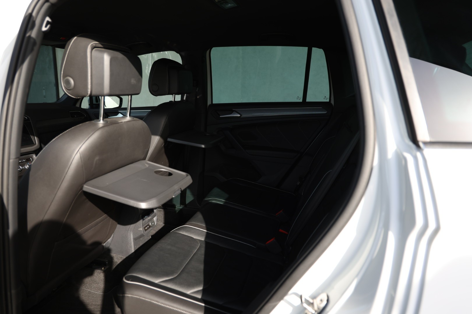 VW Tiguan 2.0 TDI SCR Highline 4Motion DSG-image-10