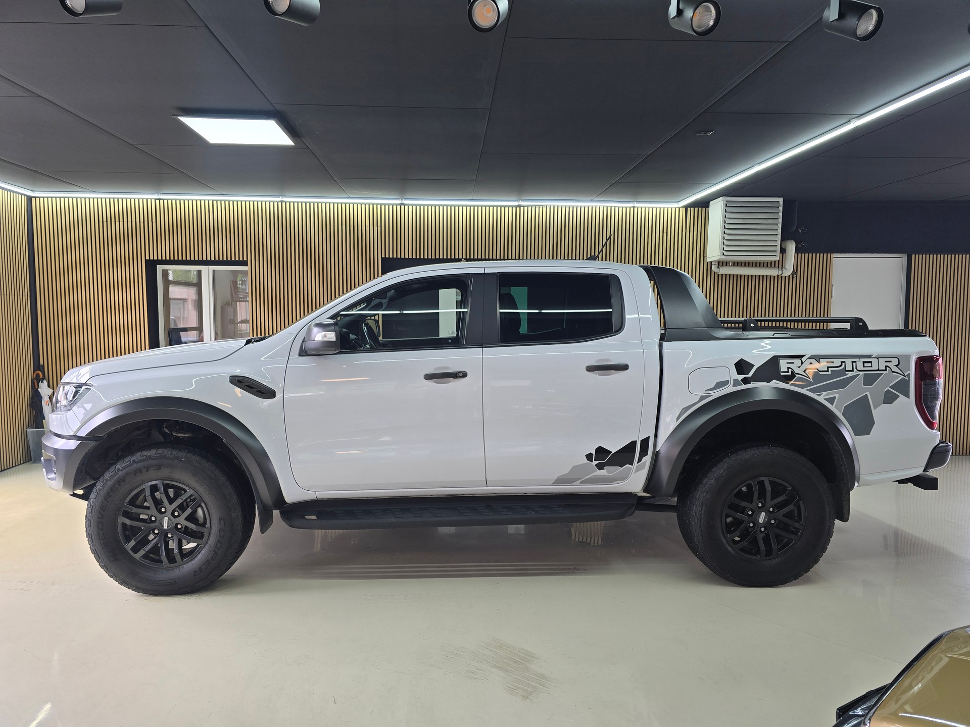 FORD Ranger Raptor Performance 2.0 4x4 A-showroom-element-3