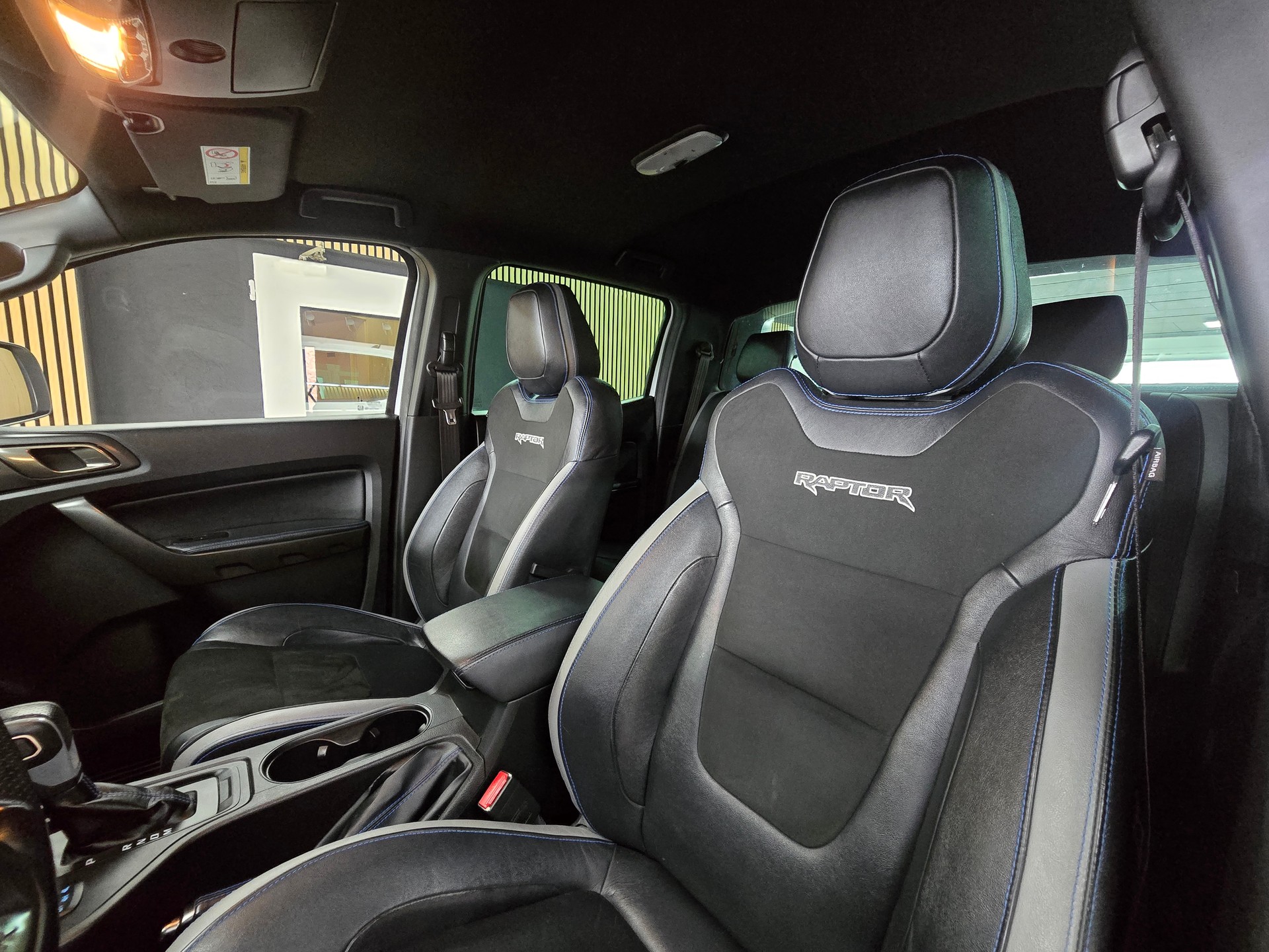 FORD Ranger Raptor Performance 2.0 4x4 A-image-11