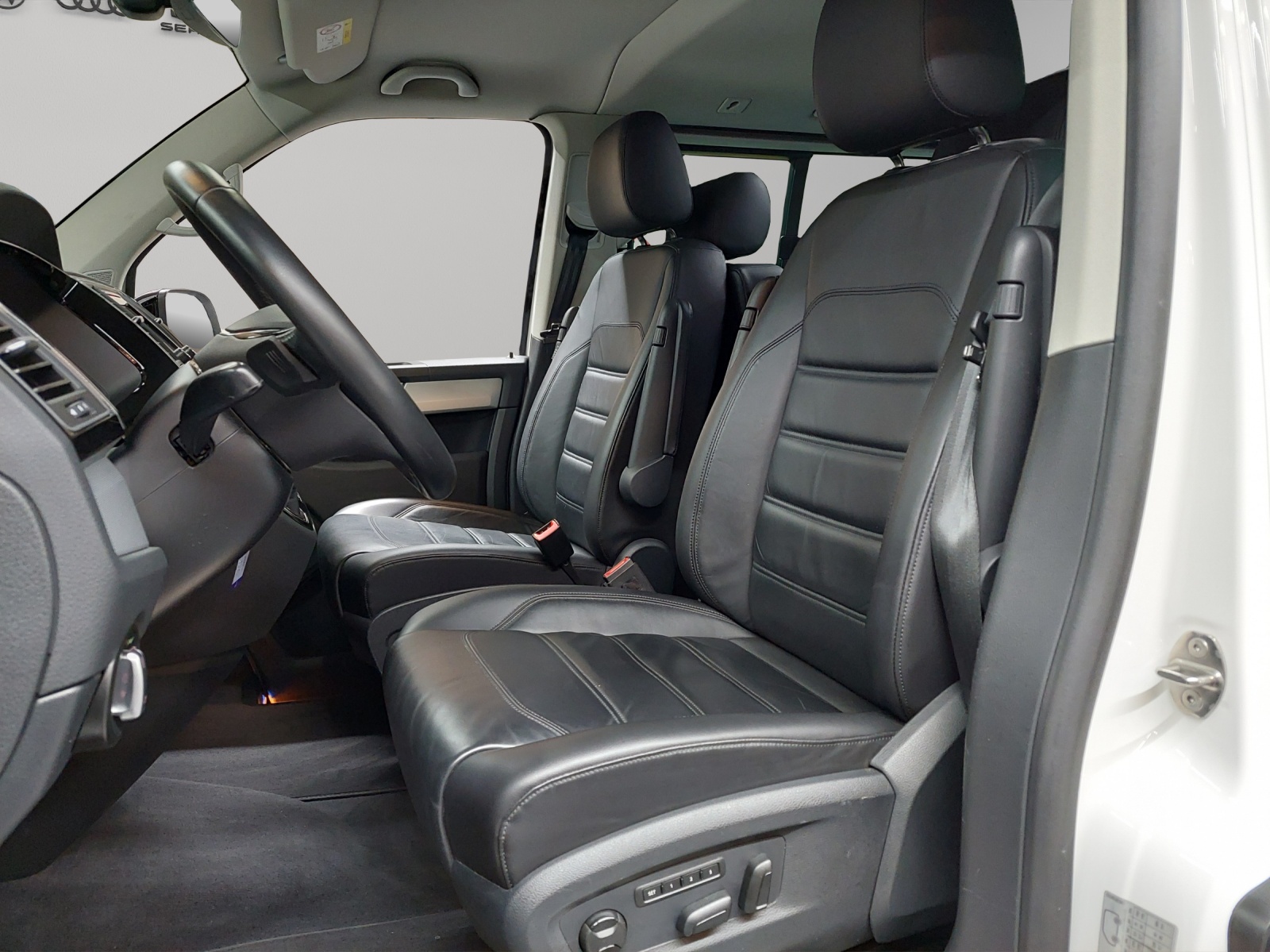VW T6 Multivan 2.0 Bi-TDI Highline 4Motion DSG-image-5