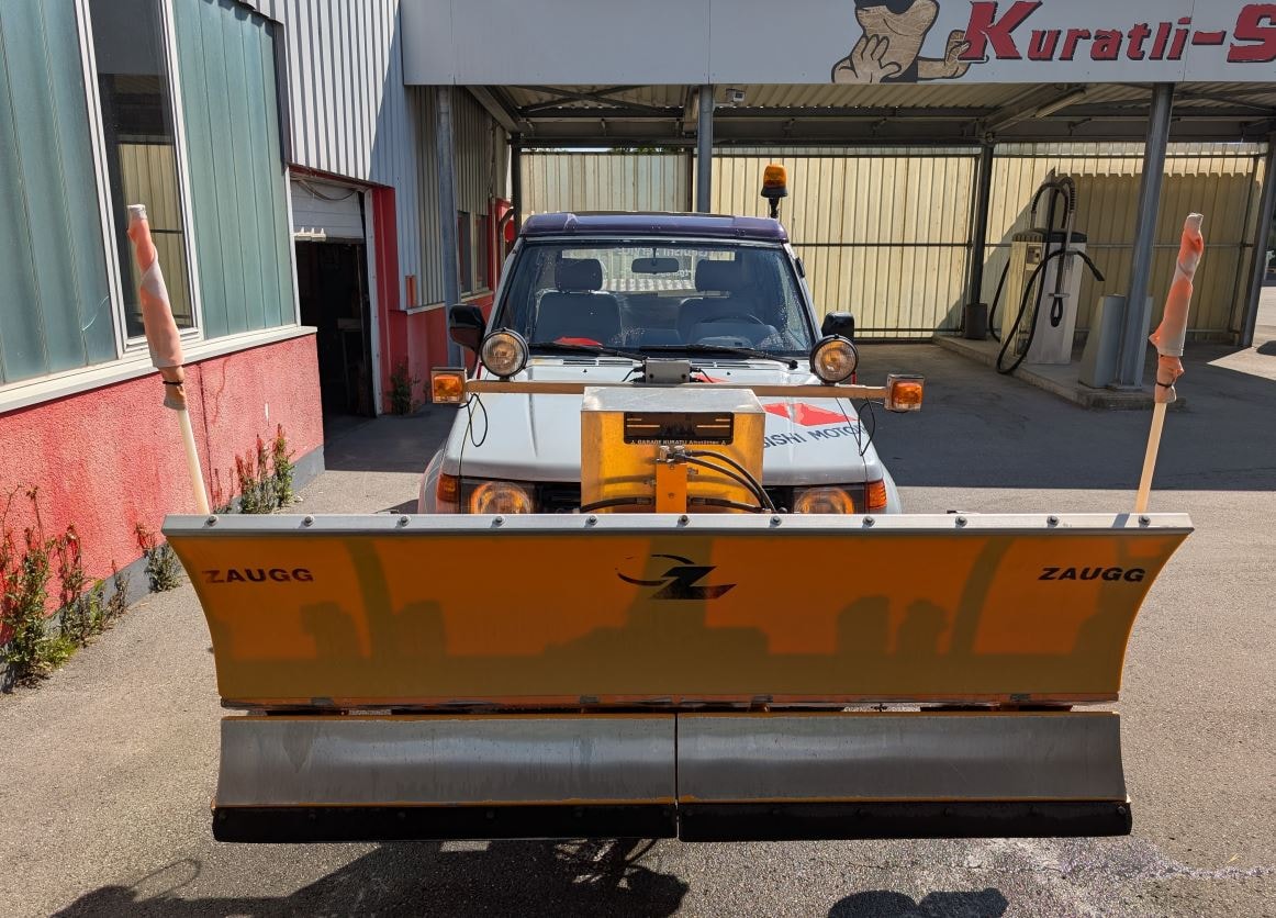 MITSUBISHI Pajero 3.0 V6 Schneepflug-showroom-element-2