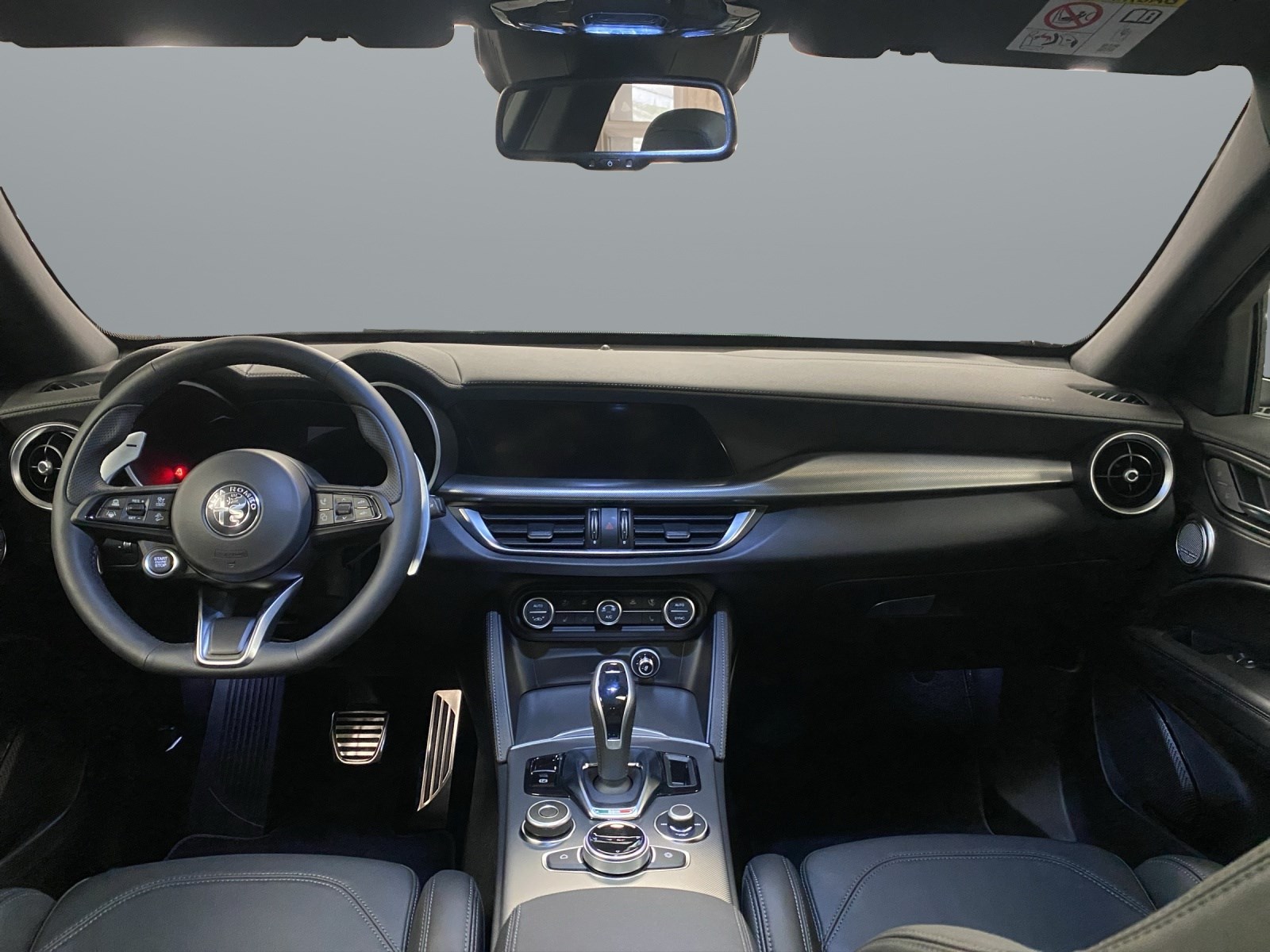 ALFA ROMEO STELVIO 2.0 Q4 280 Veloce Premium Sky-image-9