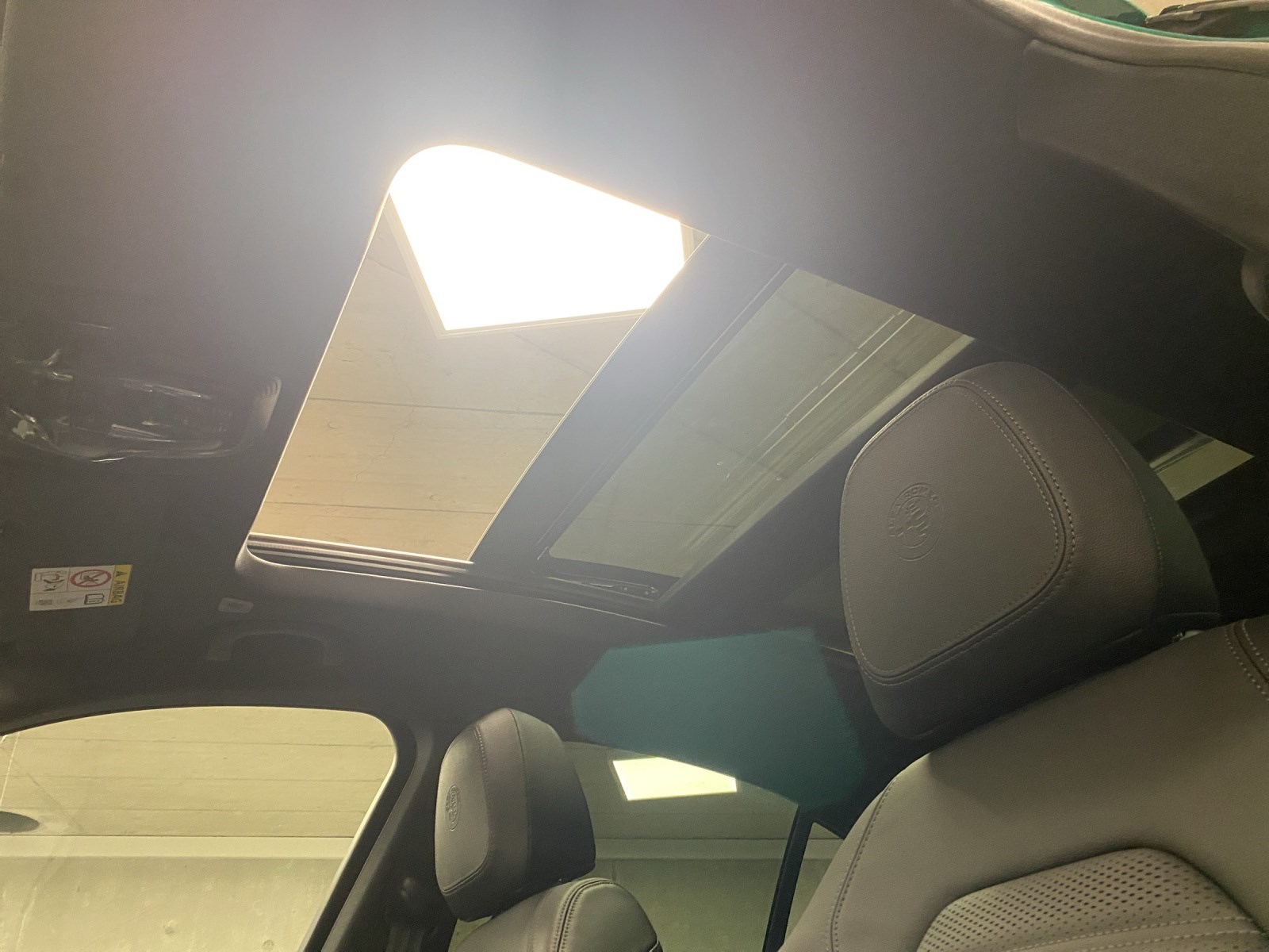 ALFA ROMEO STELVIO 2.0 Q4 280 Veloce Premium Sky-image-11