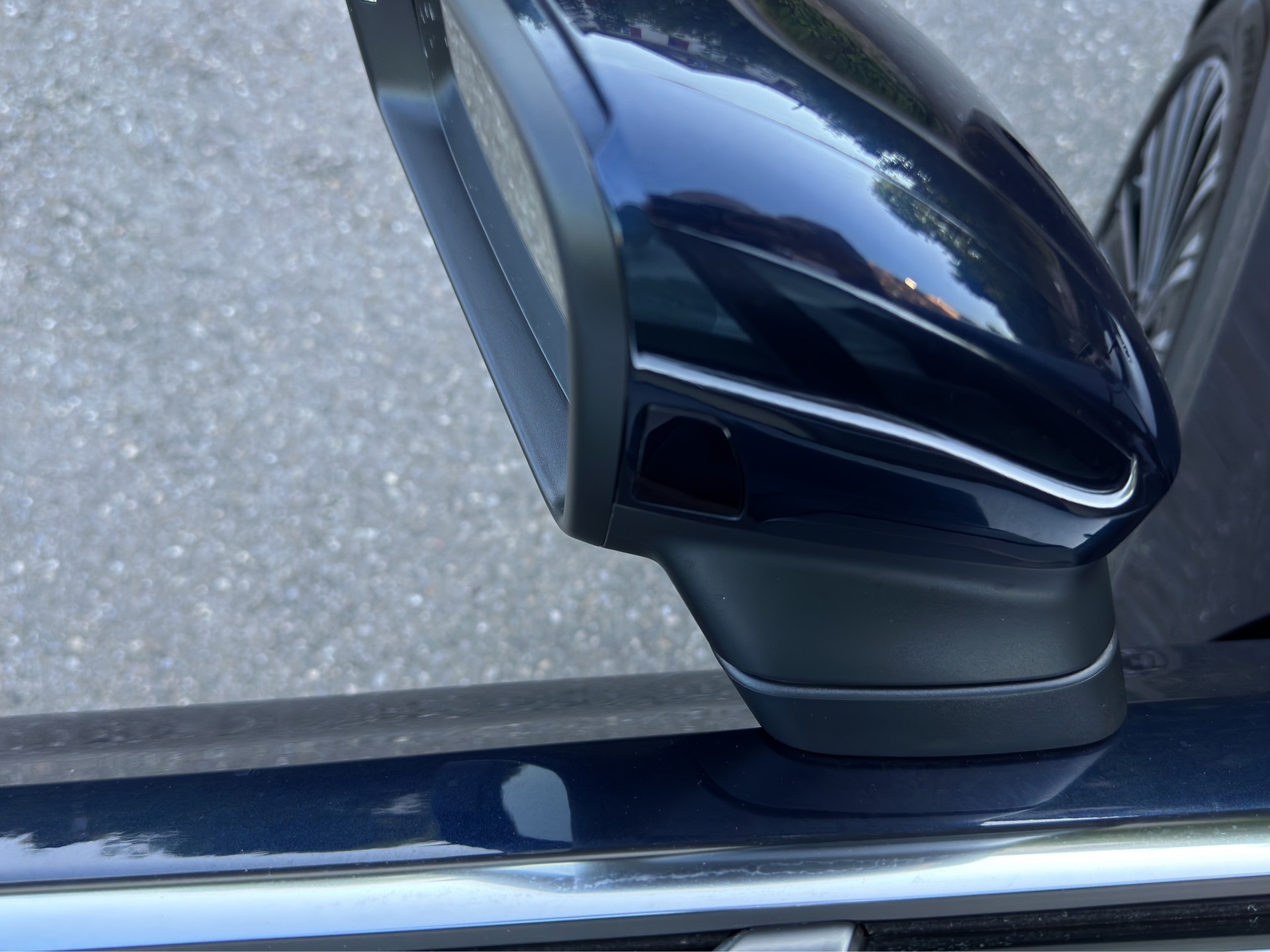 VW Touareg 3.0TSIe Hybrid Elegance FACELIFT Aut.-image-18