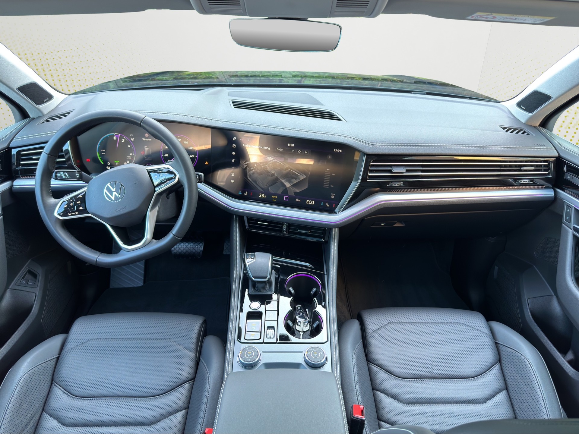 VW Touareg 3.0TSIe Hybrid Elegance FACELIFT Aut.-image-9