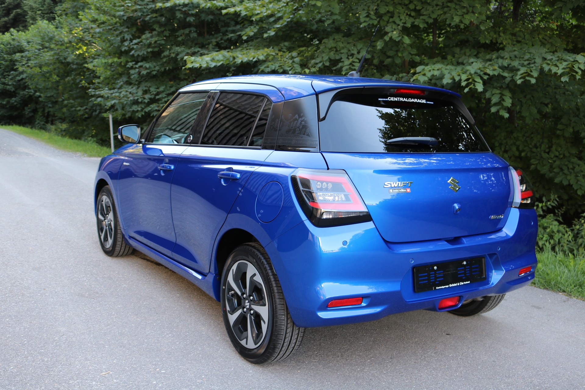 SUZUKI Swift 1.2i Tradizio Top Hybrid-showroom-element-2