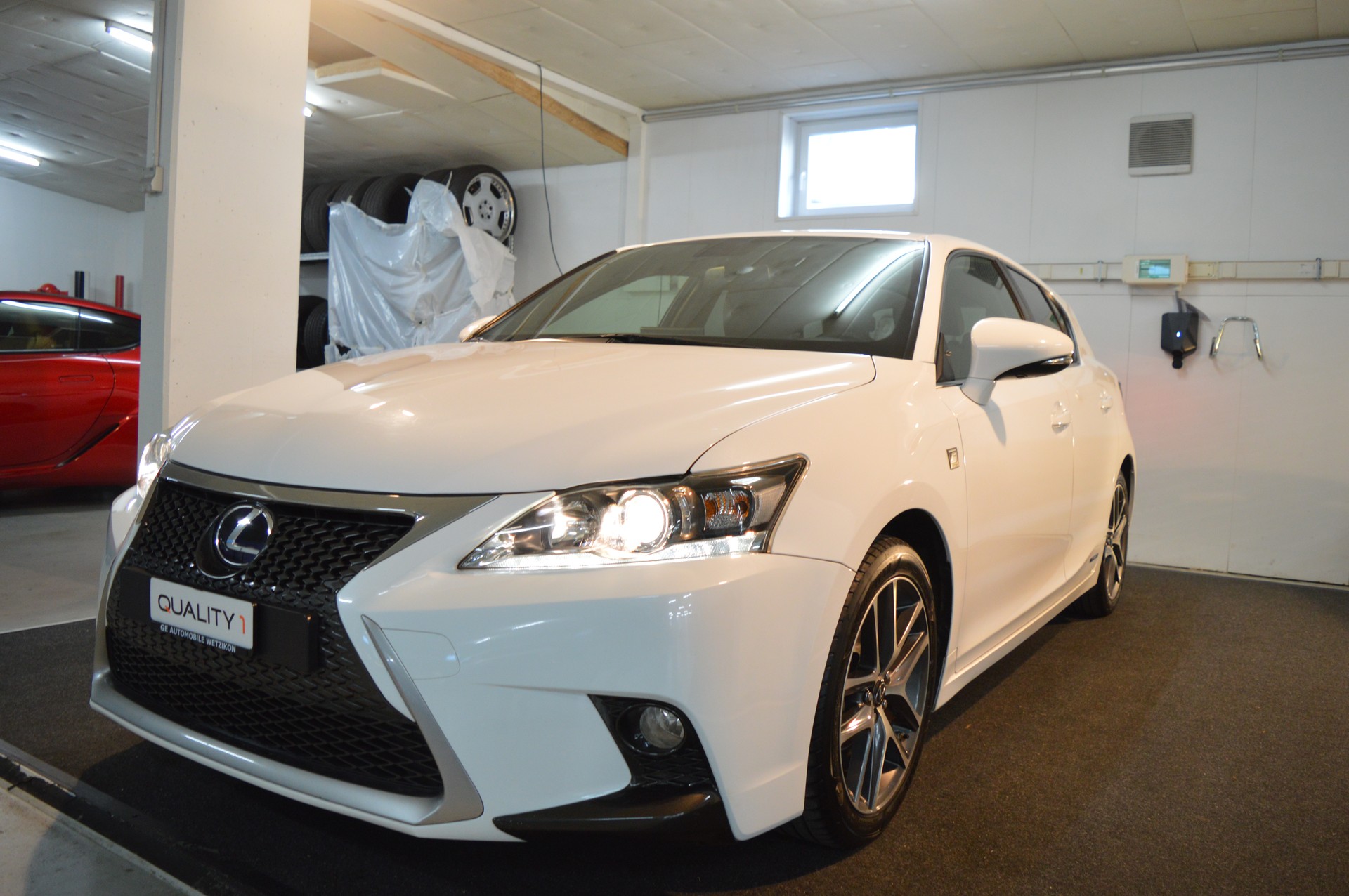 LEXUS CT 200h 1.8 F-Sport CVT-showroom-element-1