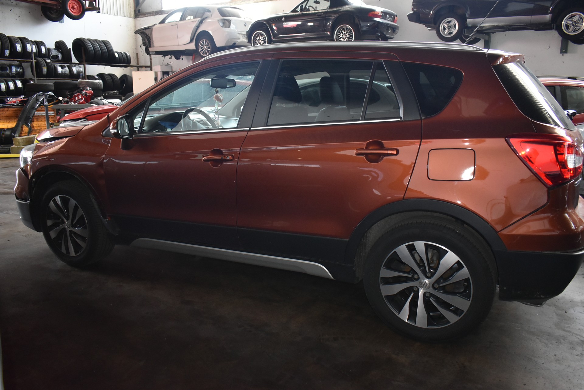 SUZUKI SX4 S-Cross 1.4 16V Compact Top Hybrid 4WD-image-5