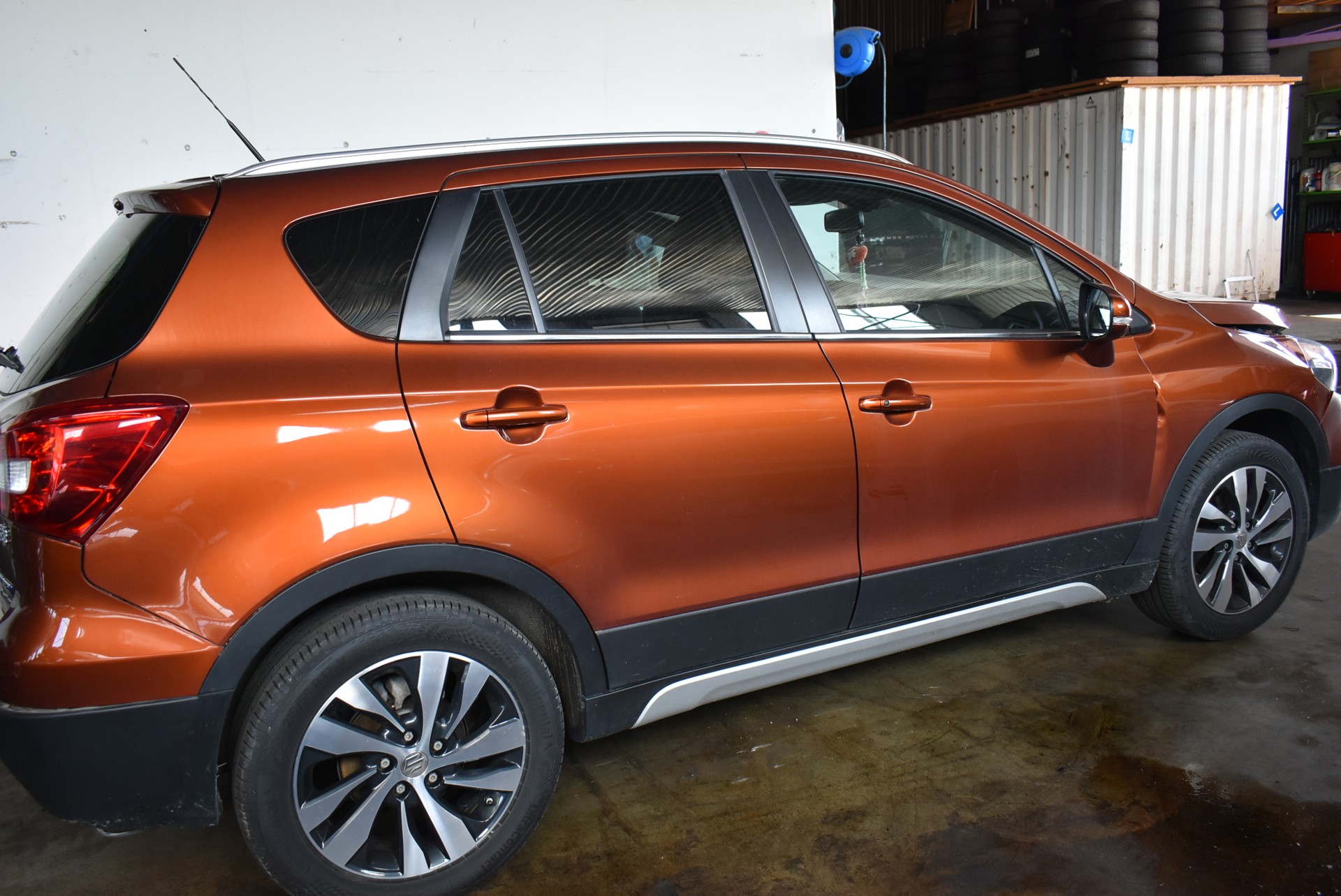 SUZUKI SX4 S-Cross 1.4 16V Compact Top Hybrid 4WD-image-2