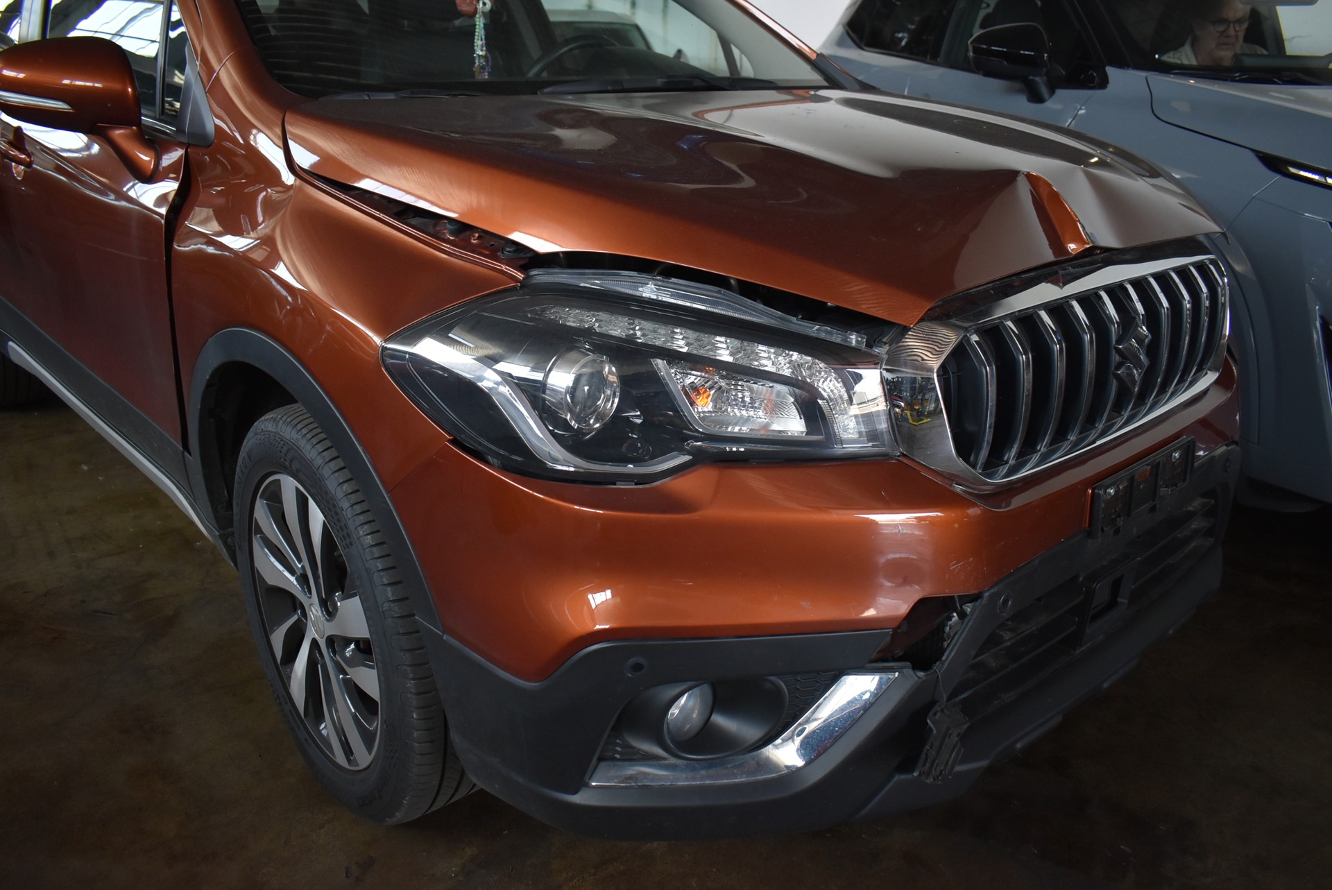 SUZUKI SX4 S-Cross 1.4 16V Compact Top Hybrid 4WD-image-8