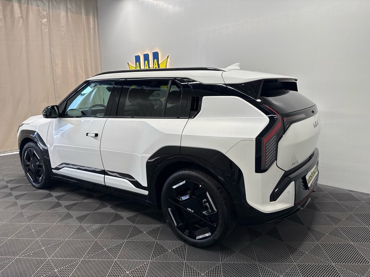 KIA EV3 81,4 kWh GT-Line Long Range-showroom-element-1