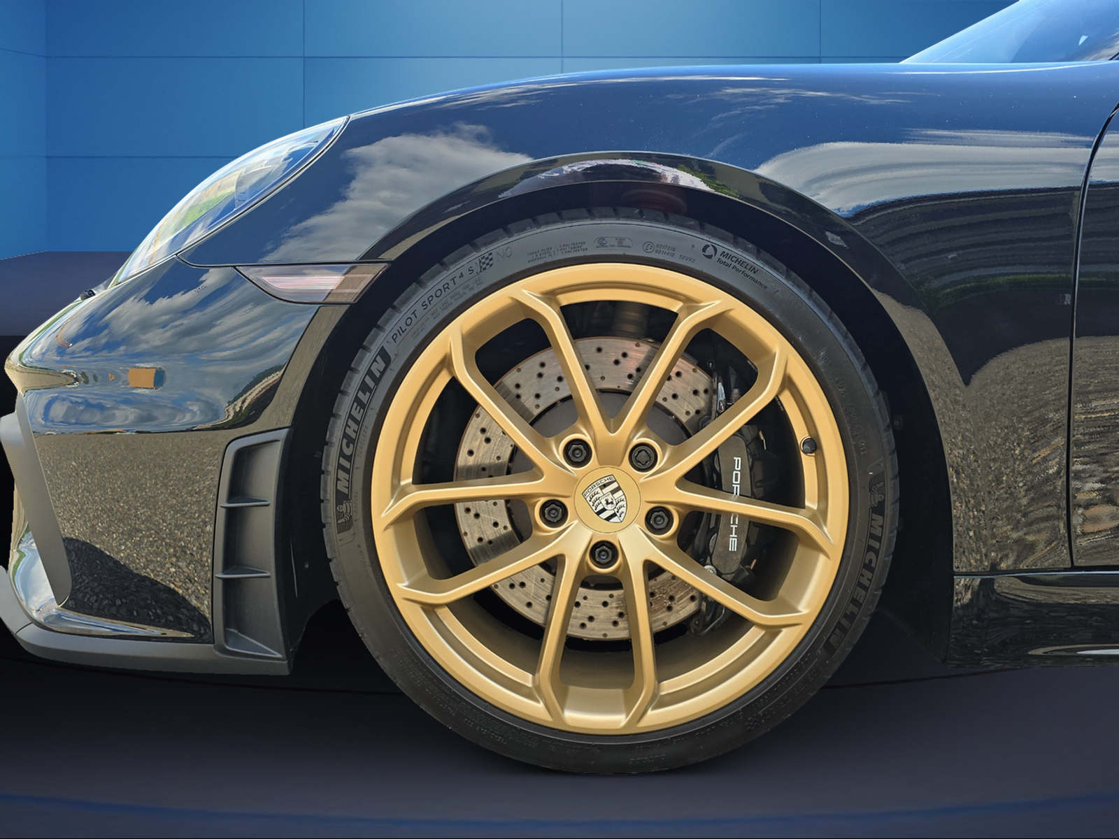 PORSCHE 718 Boxster Spyder PDK-image-7