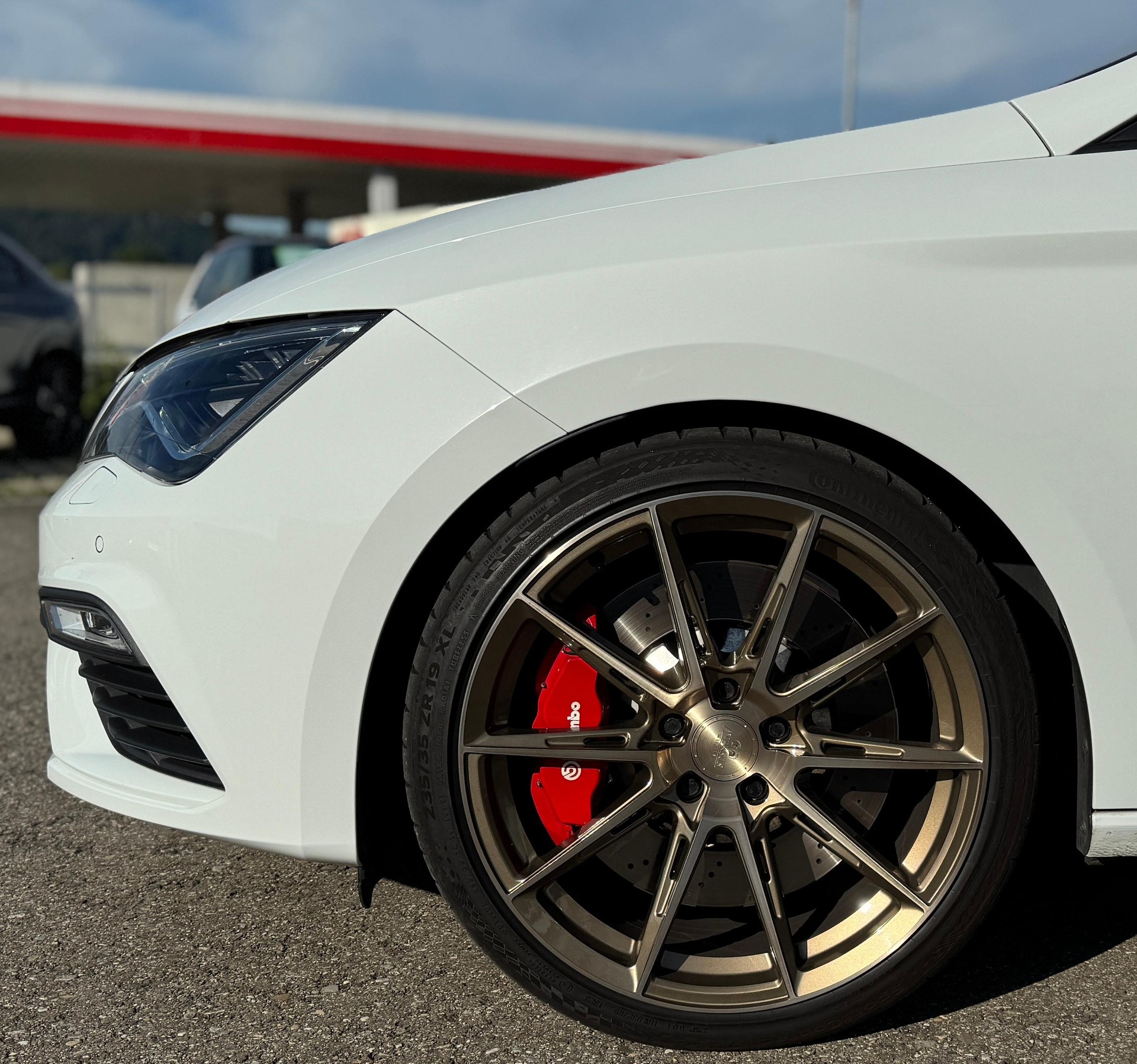 SEAT Leon 2.0 TSI 300 Cupra DSG-showroom-element-2