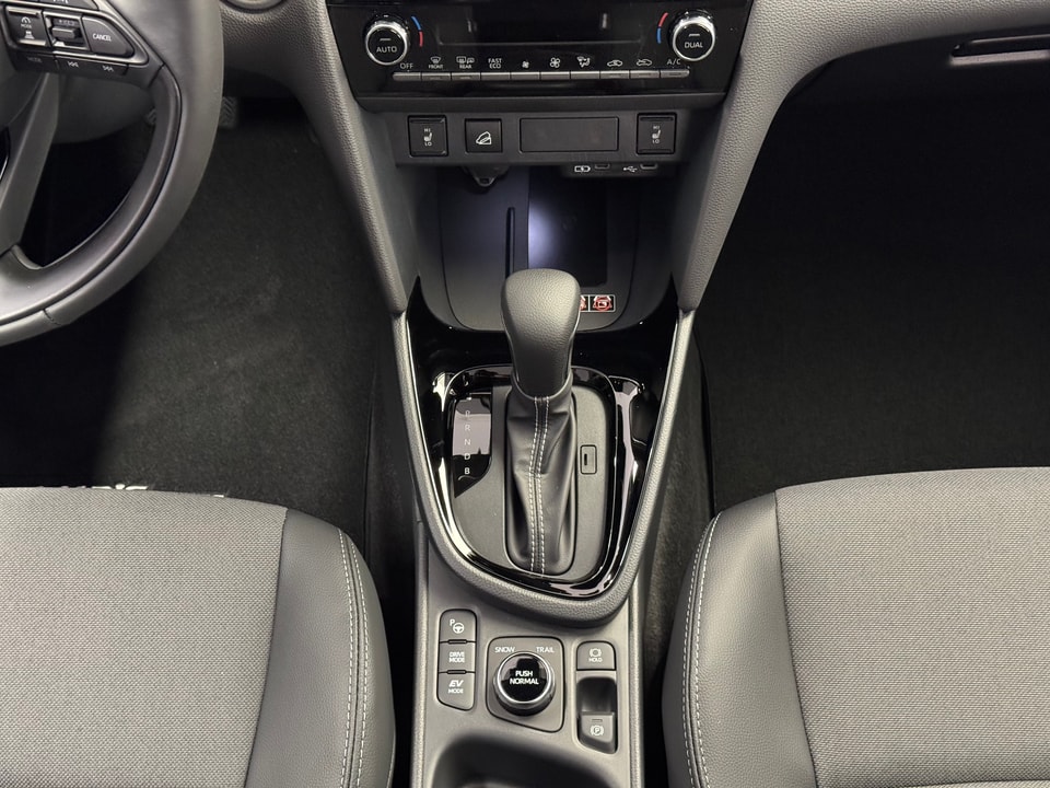 Yaris Cross Hybrid 1.5 Premium AWD-i