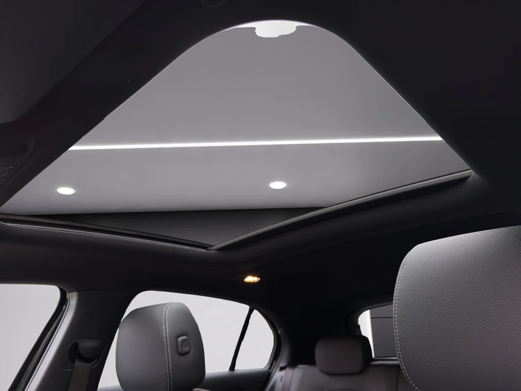 Image MERCEDES-BENZ A-250 A 250 e EQ Star 8G-DCT